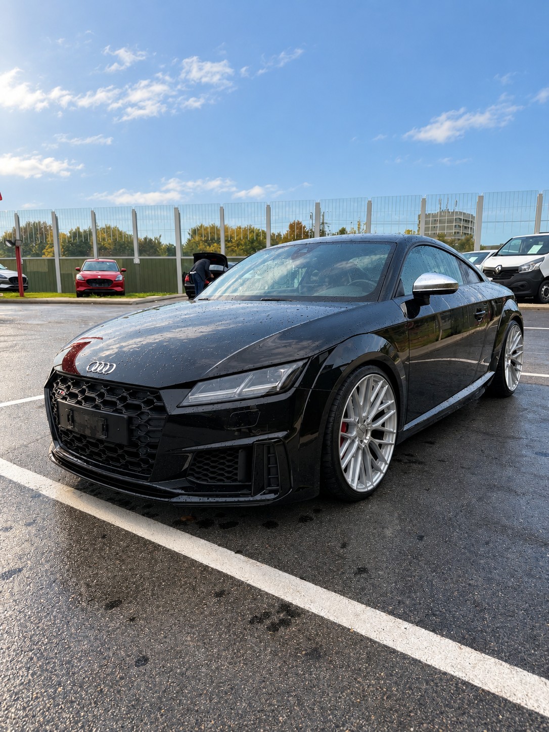 AUDI TT Coupé TTS quattro S-tronic-image-1