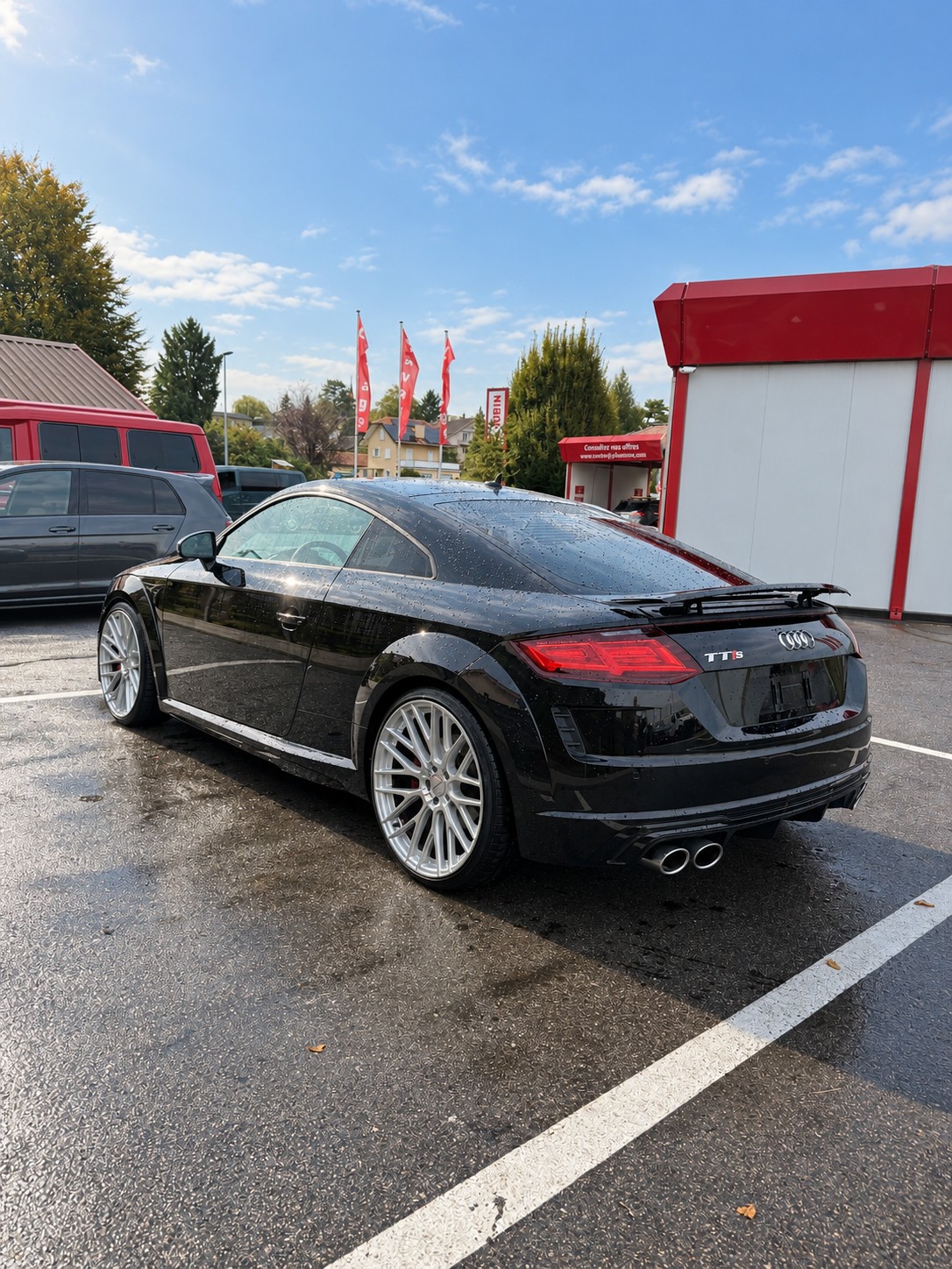 AUDI TT Coupé TTS quattro S-tronic-image-3