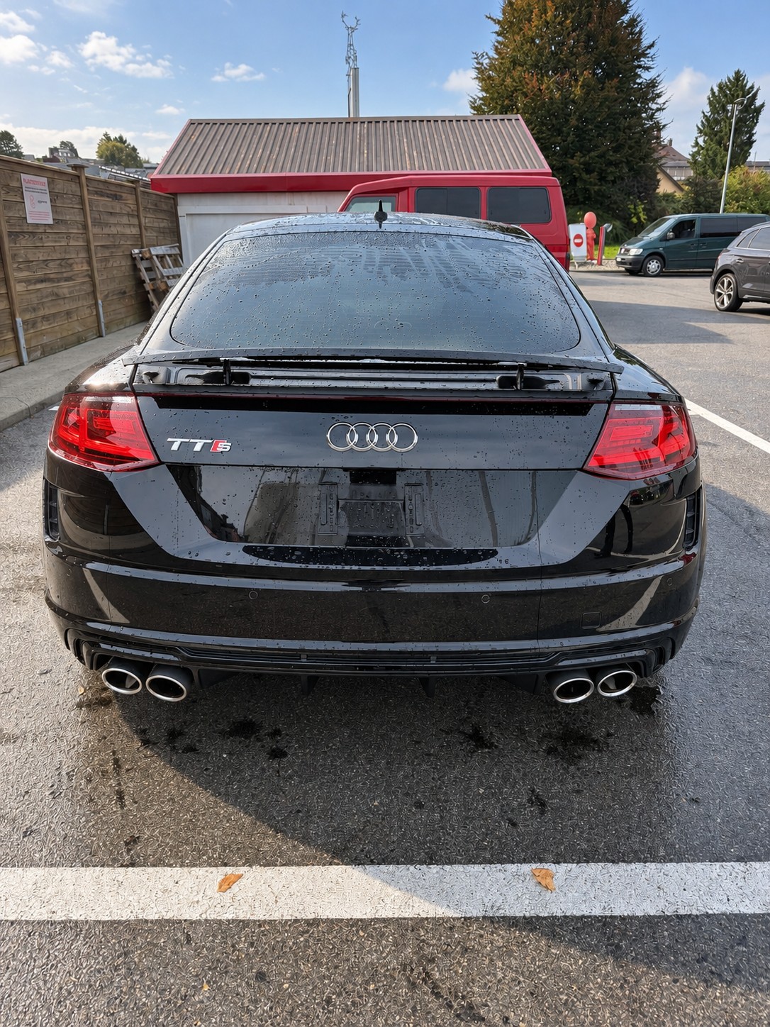 AUDI TT Coupé TTS quattro S-tronic-image-5