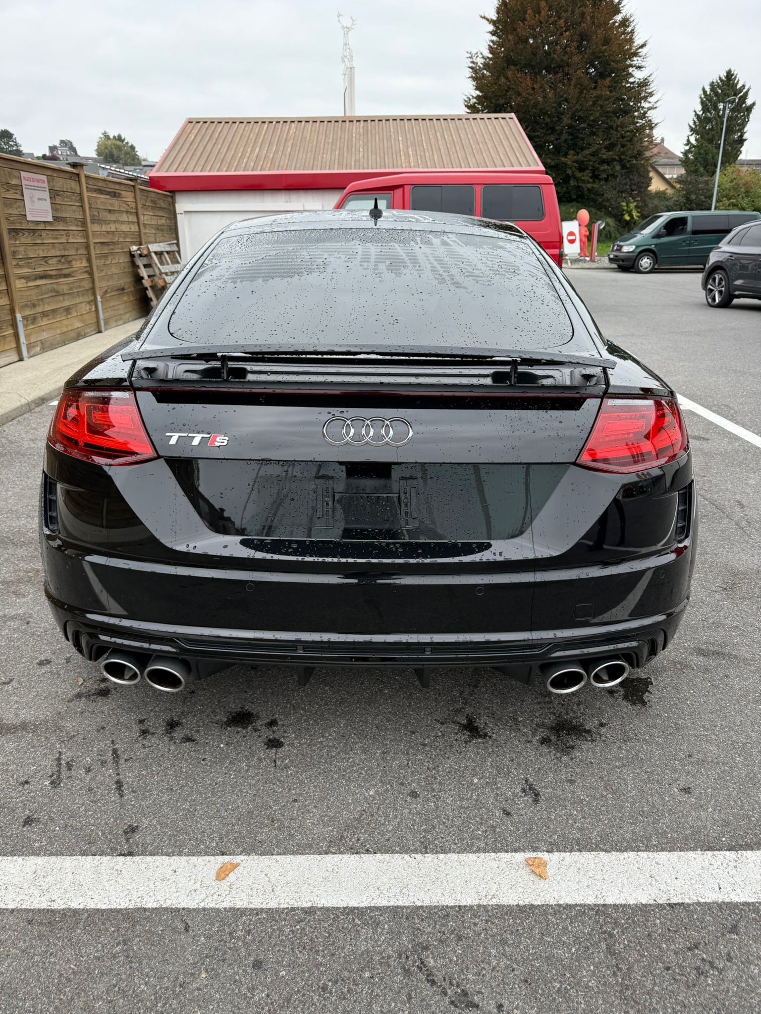 AUDI TT Coupé TTS quattro S-tronic-image-10