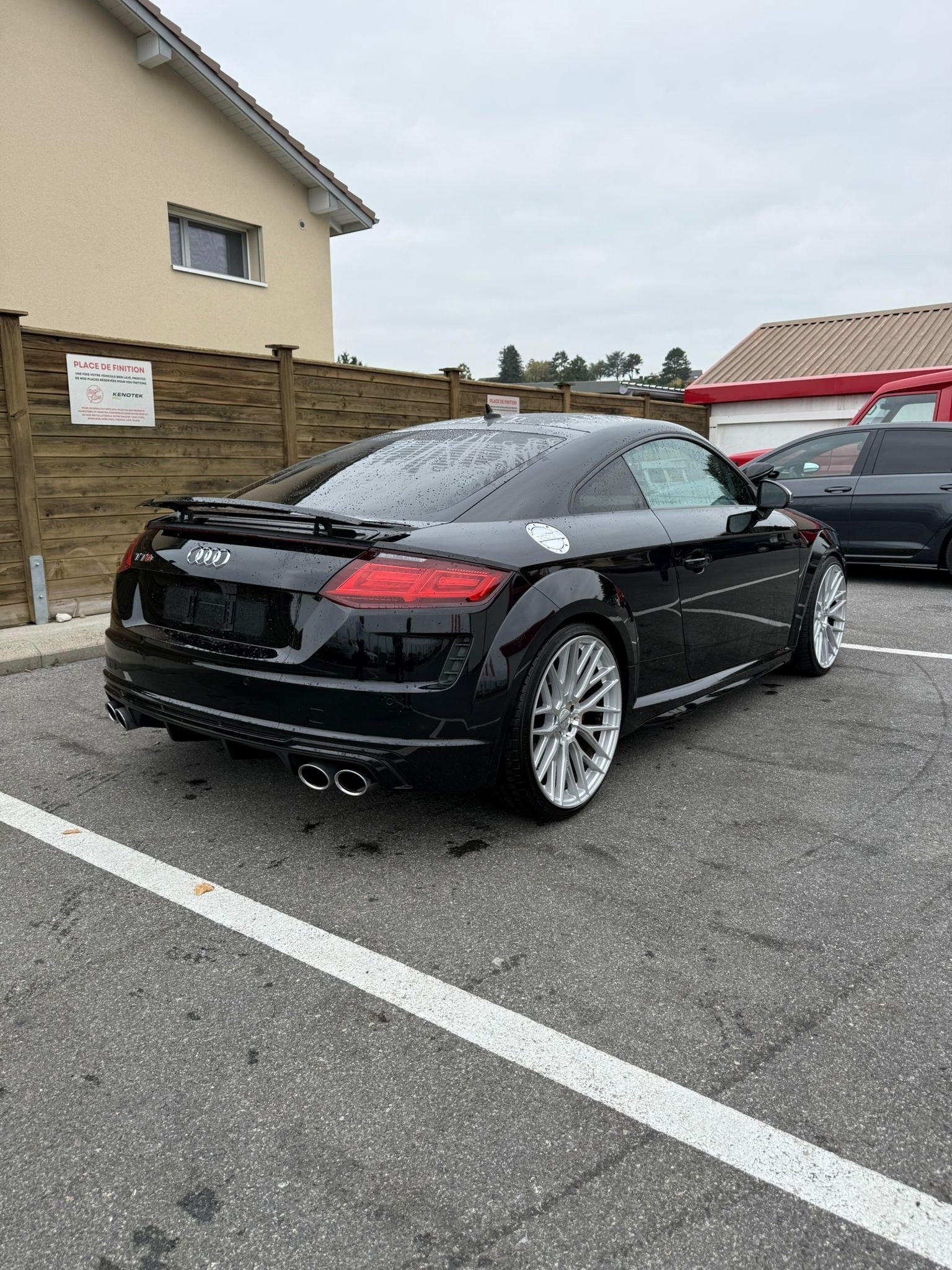 AUDI TT Coupé TTS quattro S-tronic-image-1