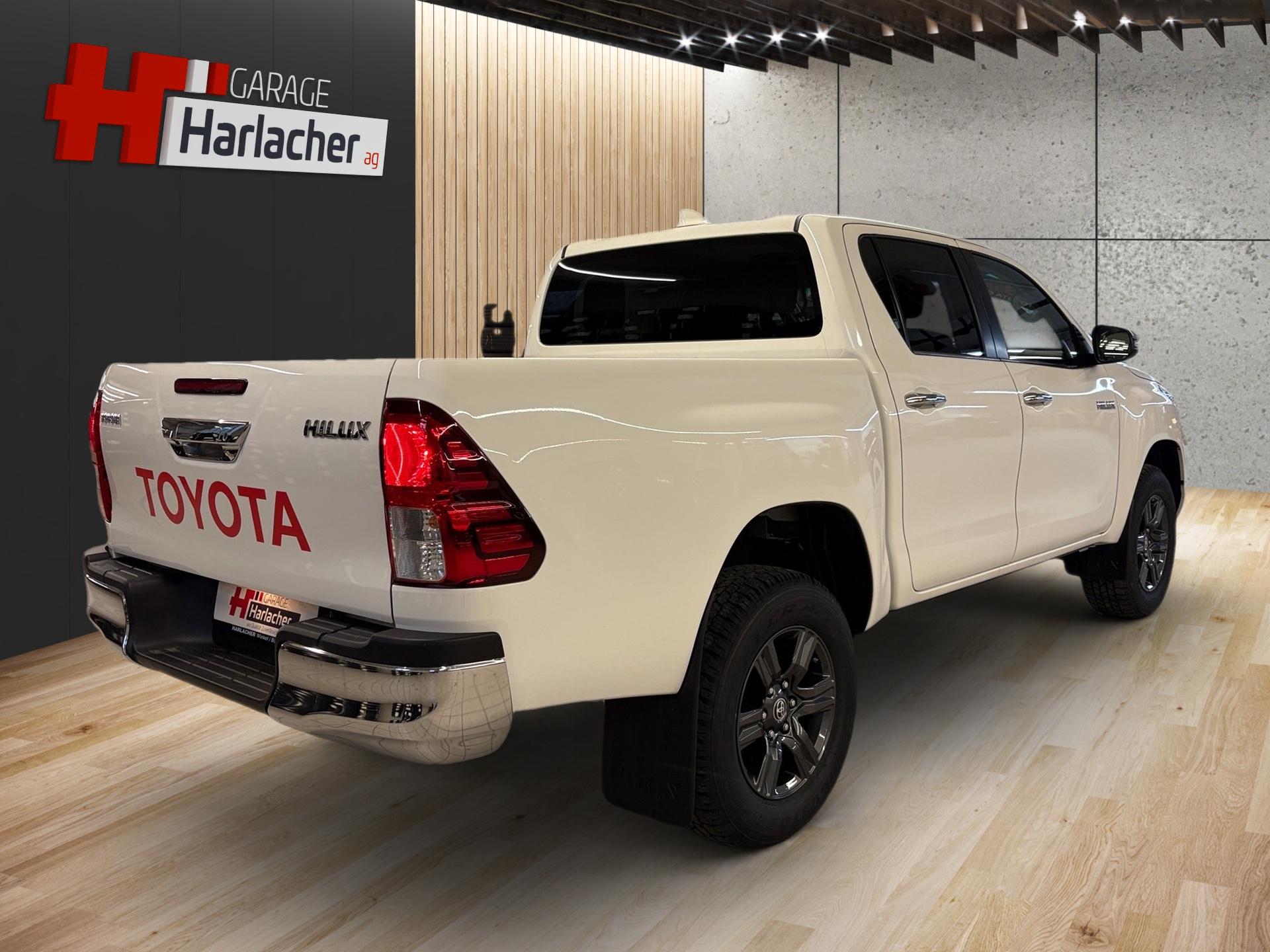 TOYOTA Hilux Double Cab.-Pick-up 2.4 D-4D 150 Style-image-4