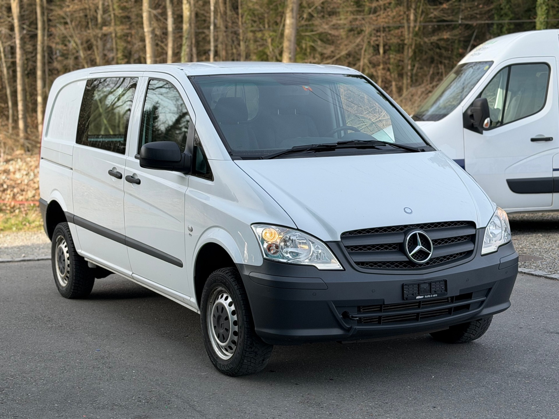 MERCEDES-BENZ Vito 113 CDI Blue Efficiency 4Matic A-image-2