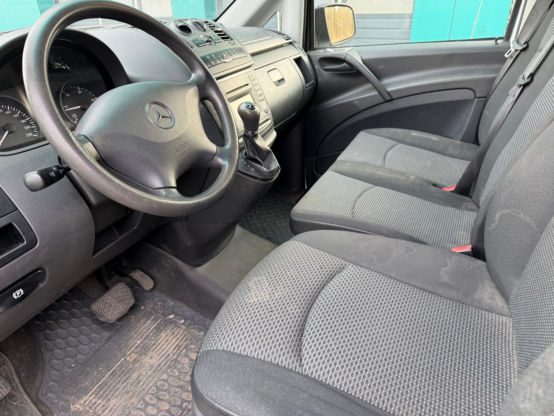 MERCEDES-BENZ Vito 113 CDI Blue Efficiency 4Matic A-image-8