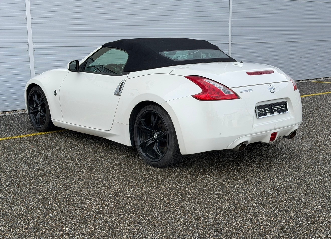 NISSAN 370 Z Roadster Pack Automatic -Ab MFK-Ab Service-Perle weiss Top Zustand-image-2