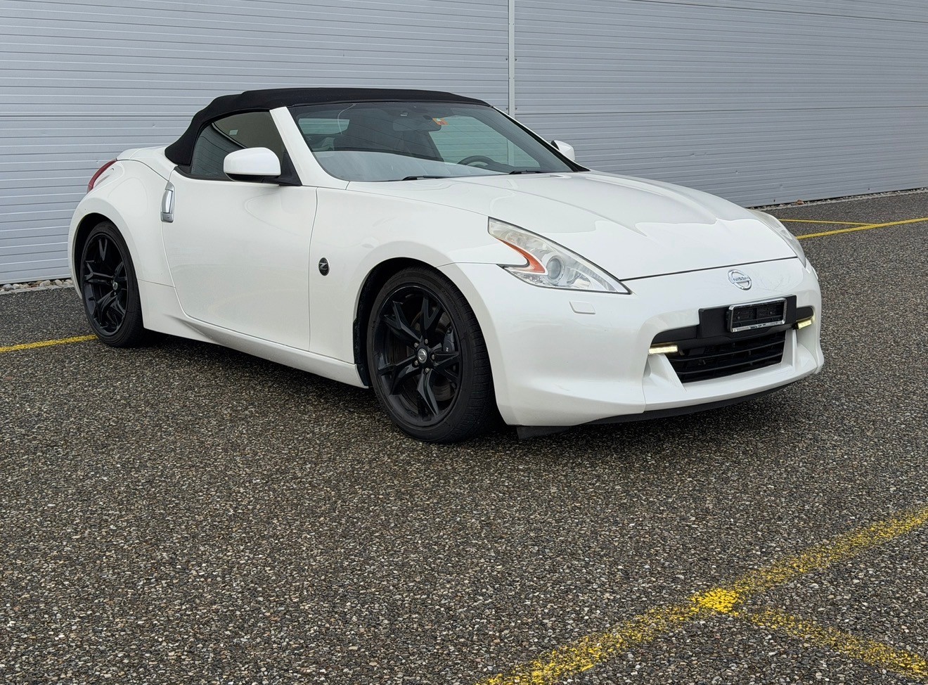 NISSAN 370 Z Roadster Pack Automatic -Ab MFK-Ab Service-Perle weiss Top Zustand-image-1