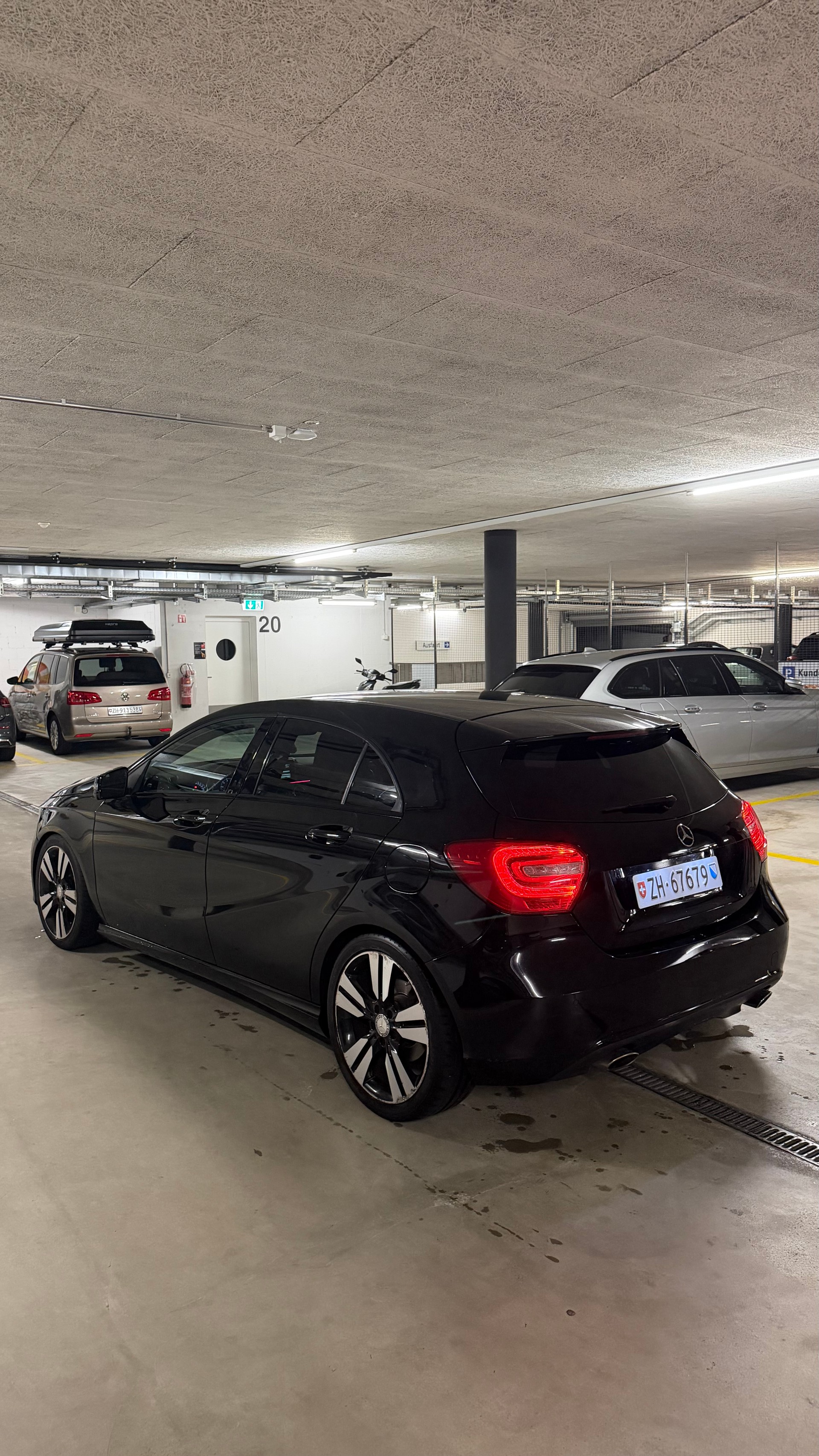 MERCEDES-BENZ A 200 Night Star 7G-DCT-image-5