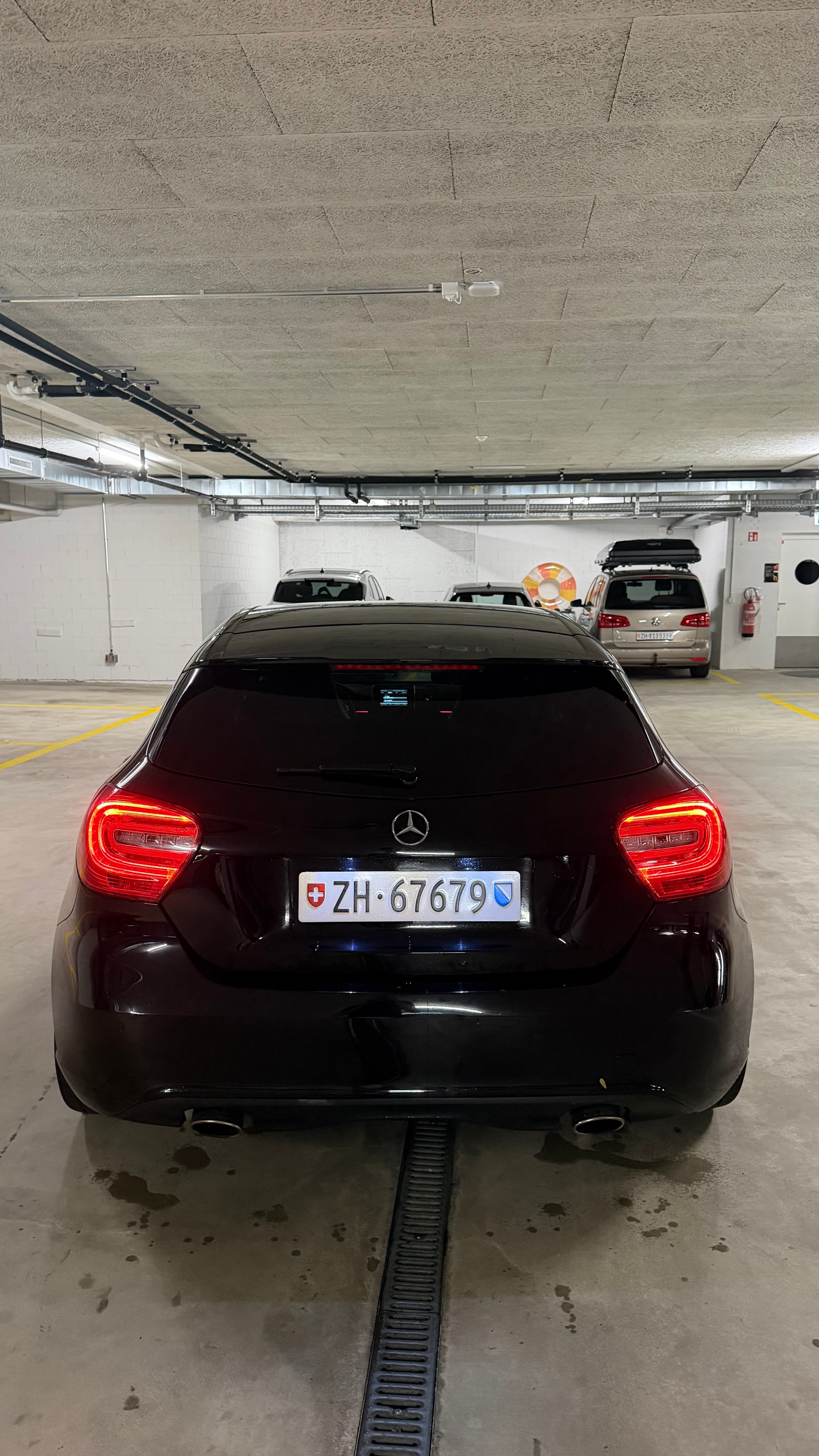MERCEDES-BENZ A 200 Night Star 7G-DCT-image-4