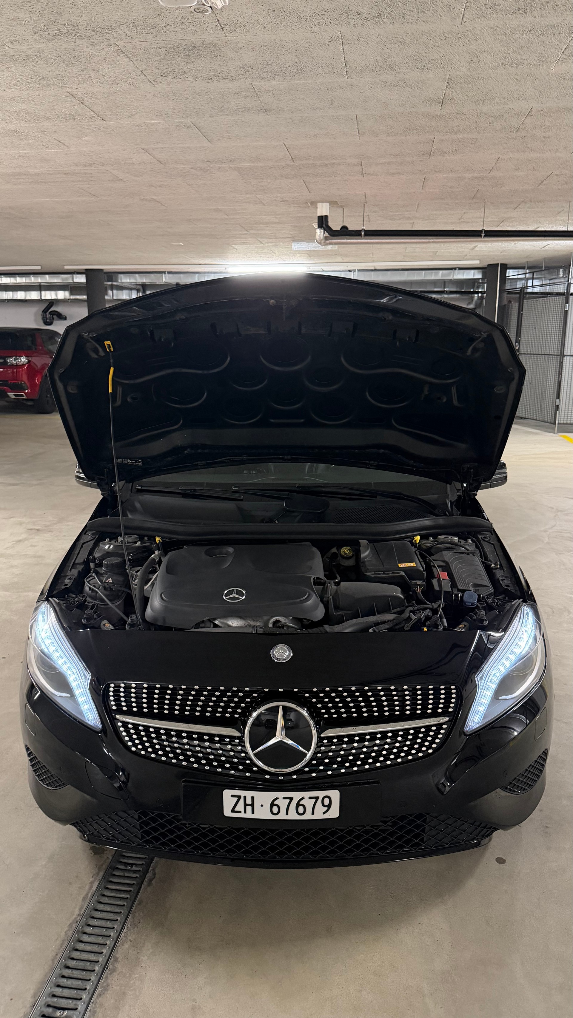 MERCEDES-BENZ A 200 Night Star 7G-DCT-image-6
