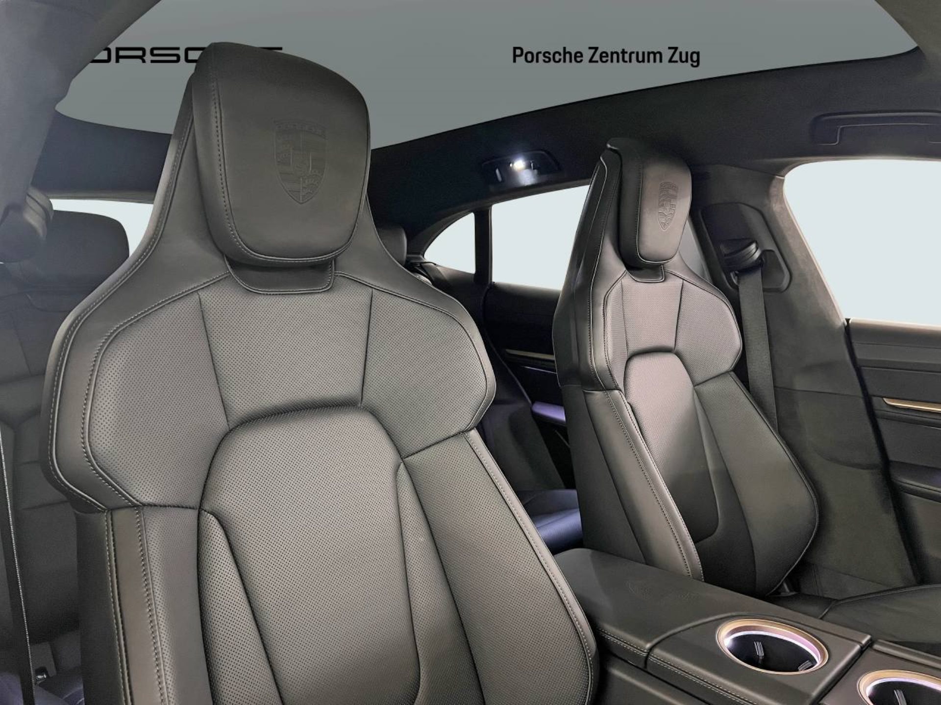 PORSCHE Taycan GTS Sport Turismo-image-20