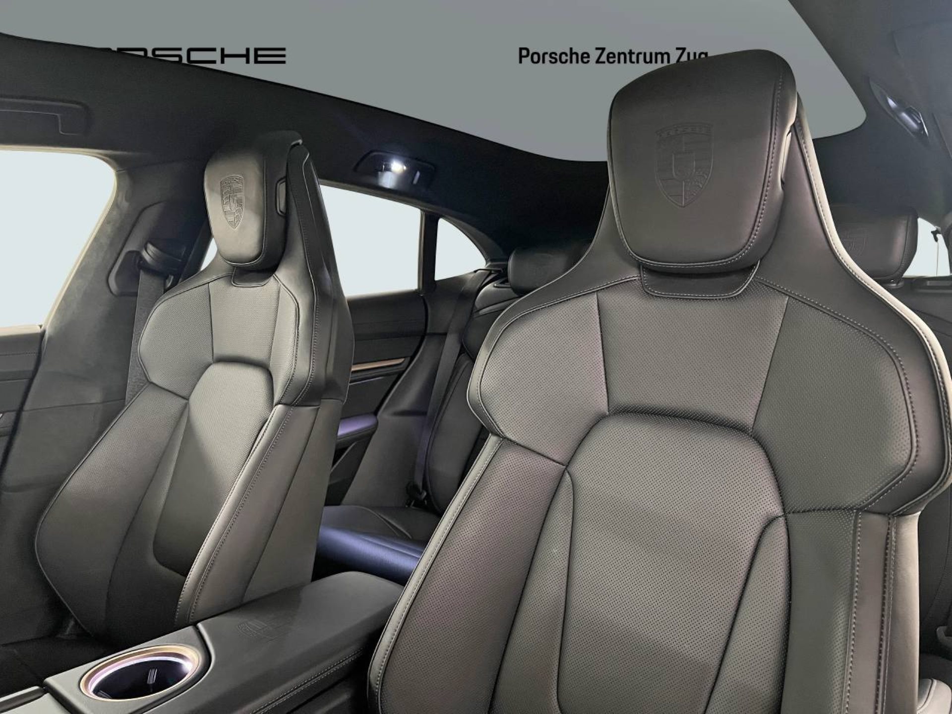 PORSCHE Taycan GTS Sport Turismo-image-4