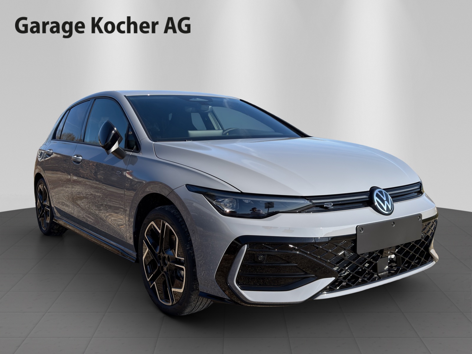 VW Golf 1.5 e TSI mHEV R-Line DSG-image-6