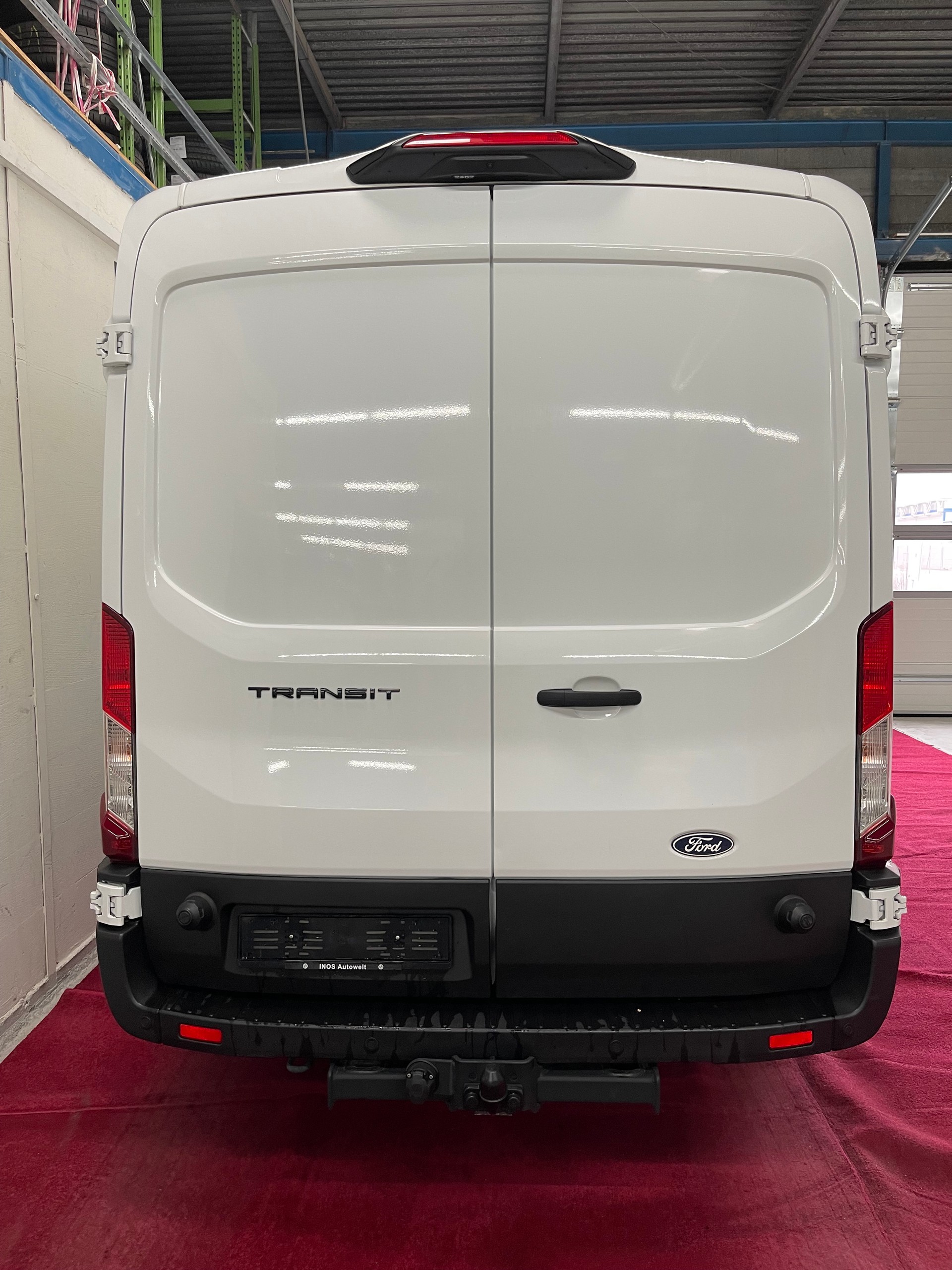 FORD Transit Van 350 L3 Trend 2.0 TDCi 130 RWD-image-5