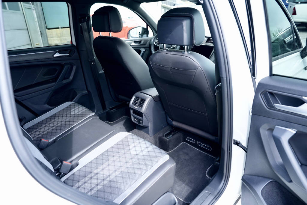 VW Tiguan 2.0 TSI R-Line DSG-image-9