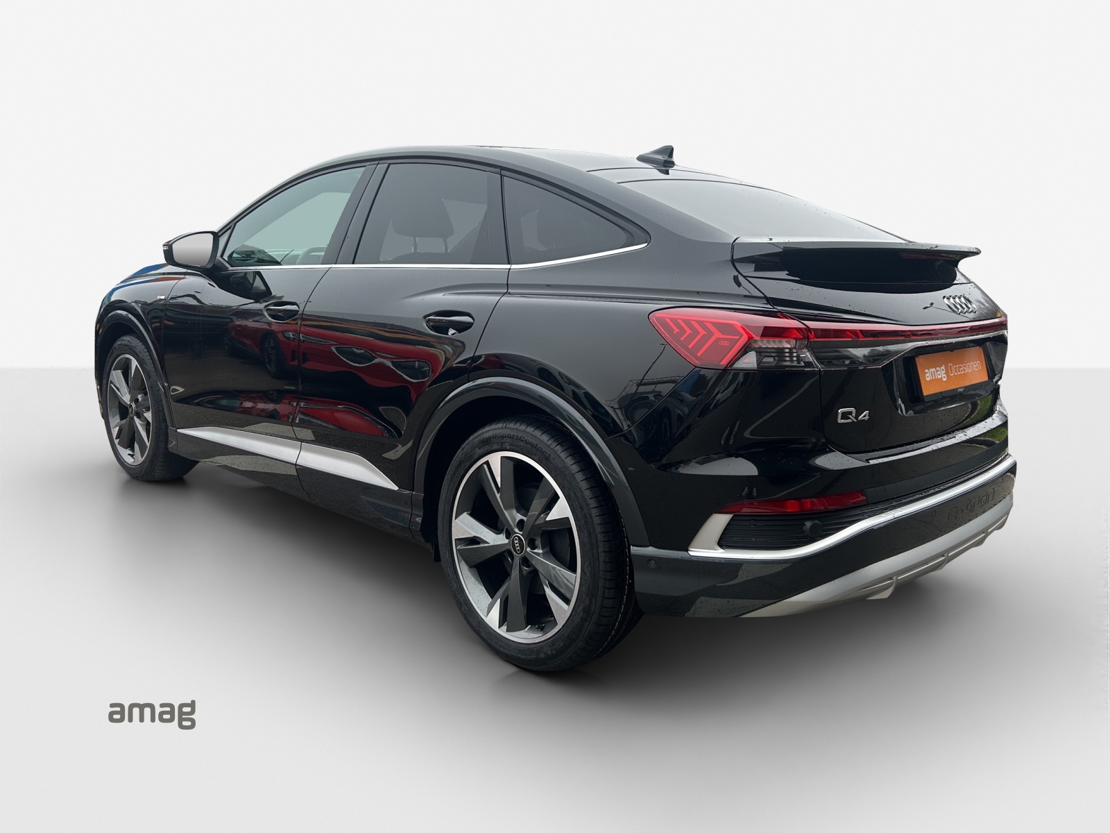 AUDI Q4 Sportback e-tron 40-image-3