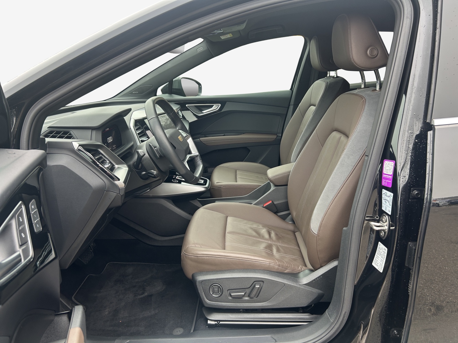 AUDI Q4 Sportback e-tron 40-image-8