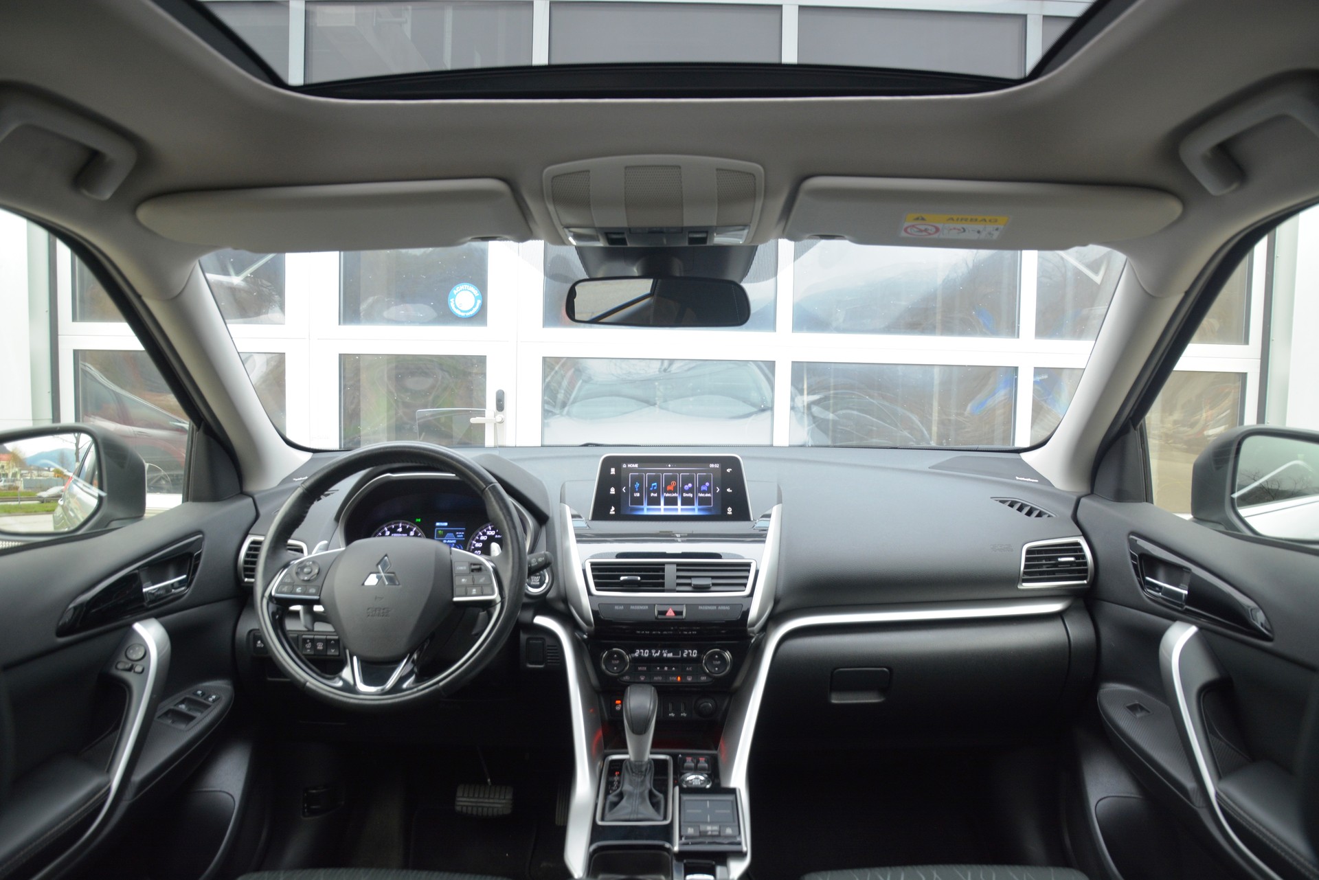 MITSUBISHI Eclipse Cross 1.5 T-Mivec Style 4WD CVT-image-4