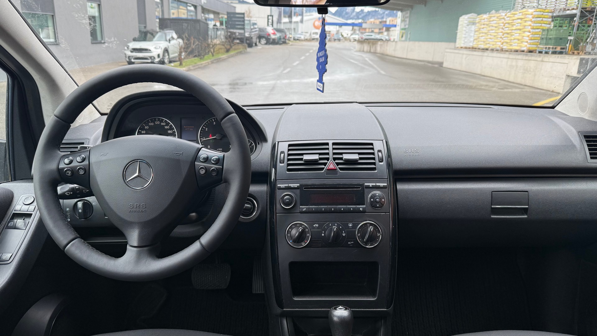 MERCEDES-BENZ A 170 Classic-image-9