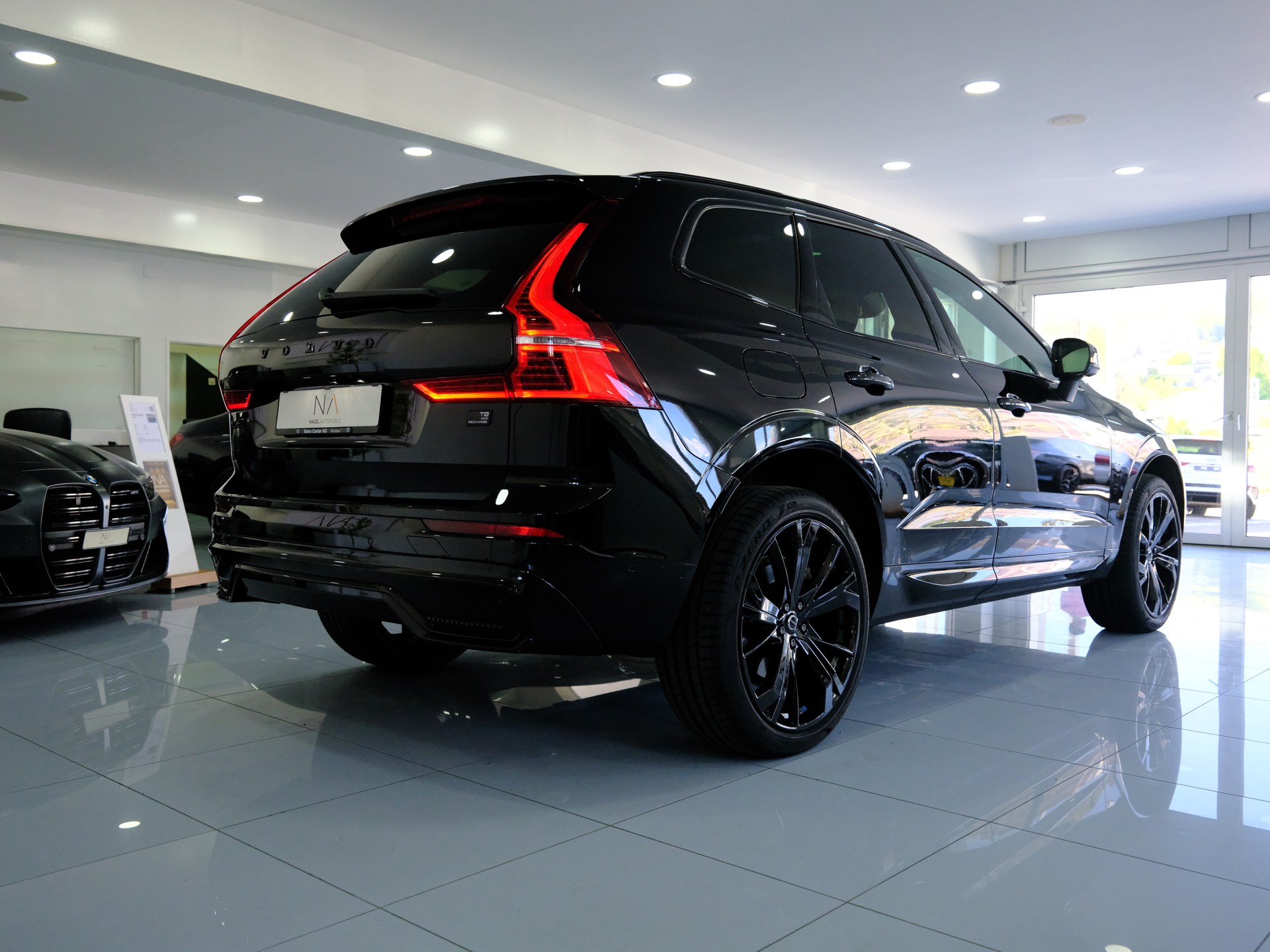 VOLVO XC60 T8 eAWD PluginHybrid Ultra Dark Geartronic-image-6