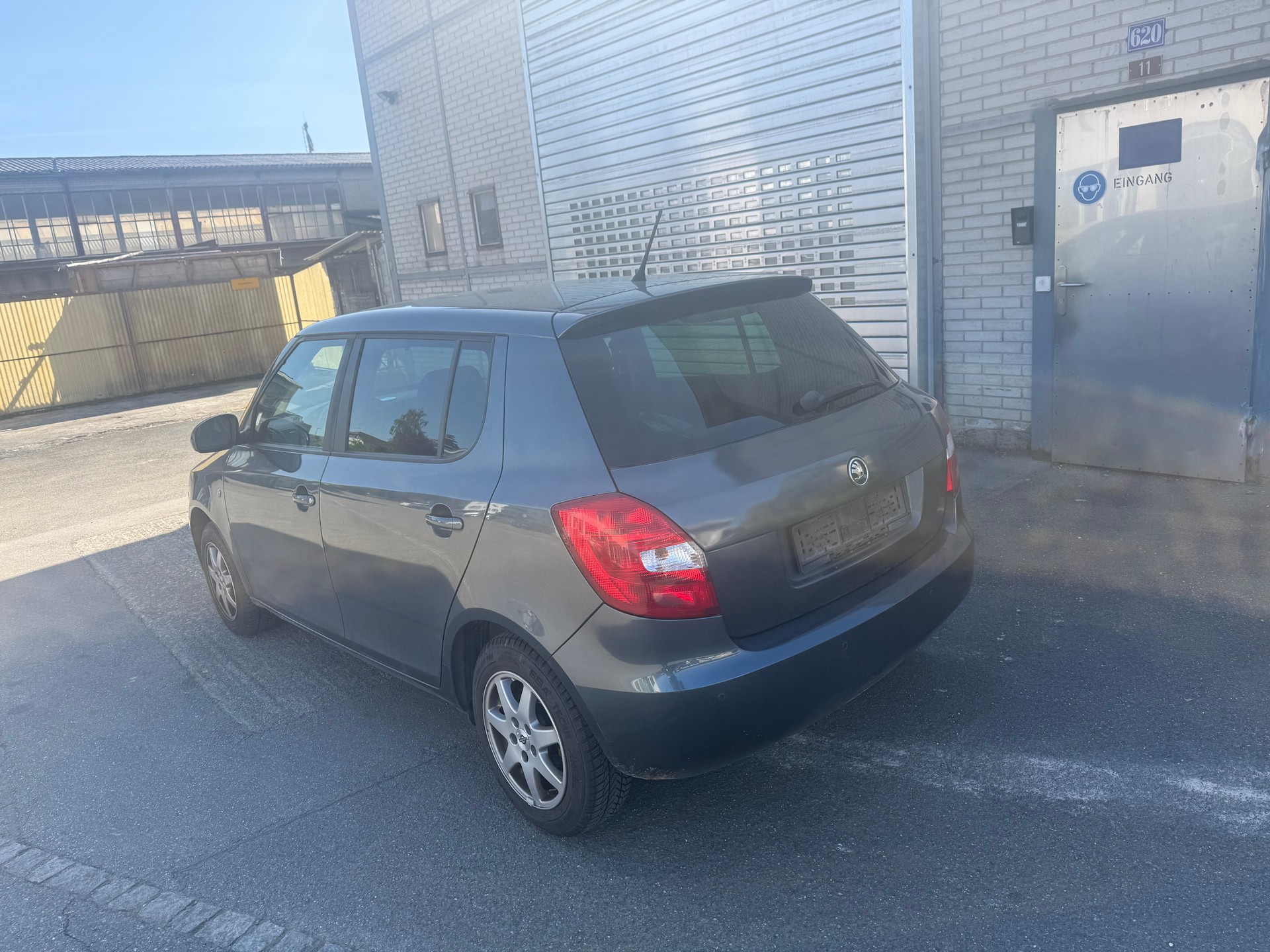 SKODA Fabia 1.2 TSI Ambition Plus-image-2