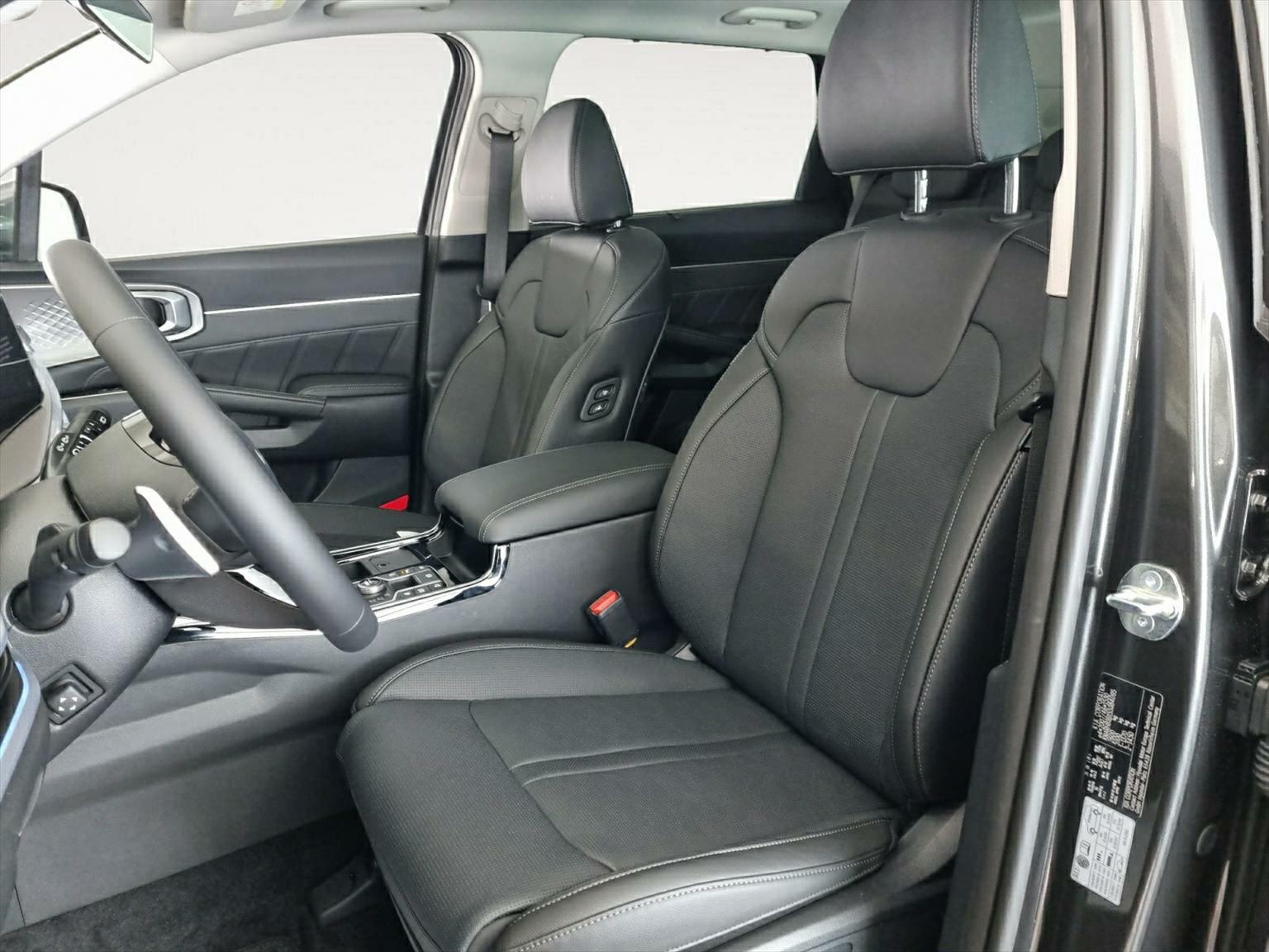 KIA Sorento 2.2 CRDI 7P Evolution DCT Pano-image-4