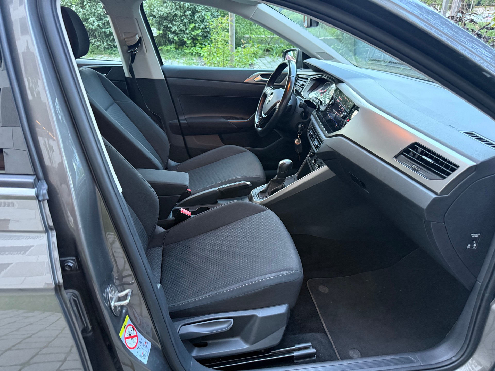VW Polo 1.0 TSI BMT Highline DSG-image-7