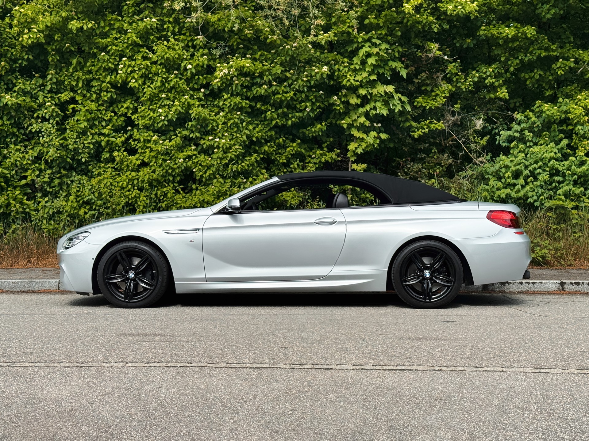 BMW 640i Cabrio xDrive-image-4