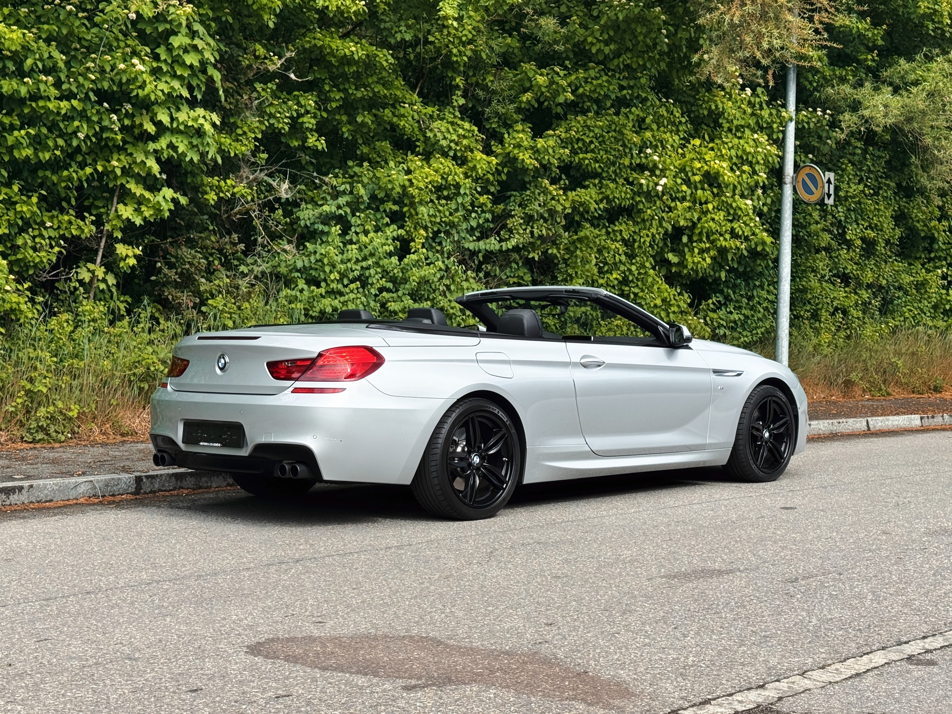 BMW 640i Cabrio xDrive-image-7