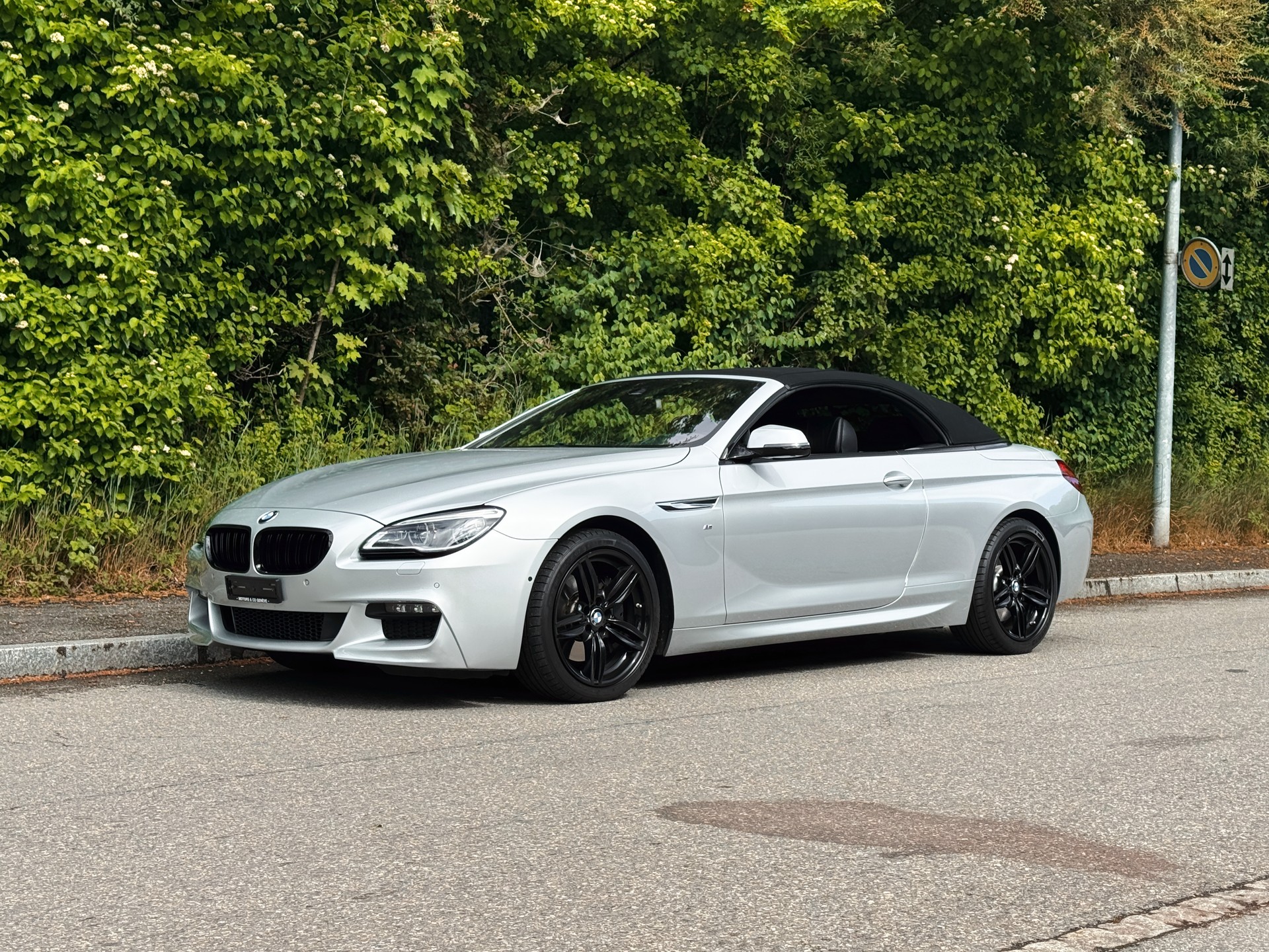 BMW 640i Cabrio xDrive-showroom-element-2