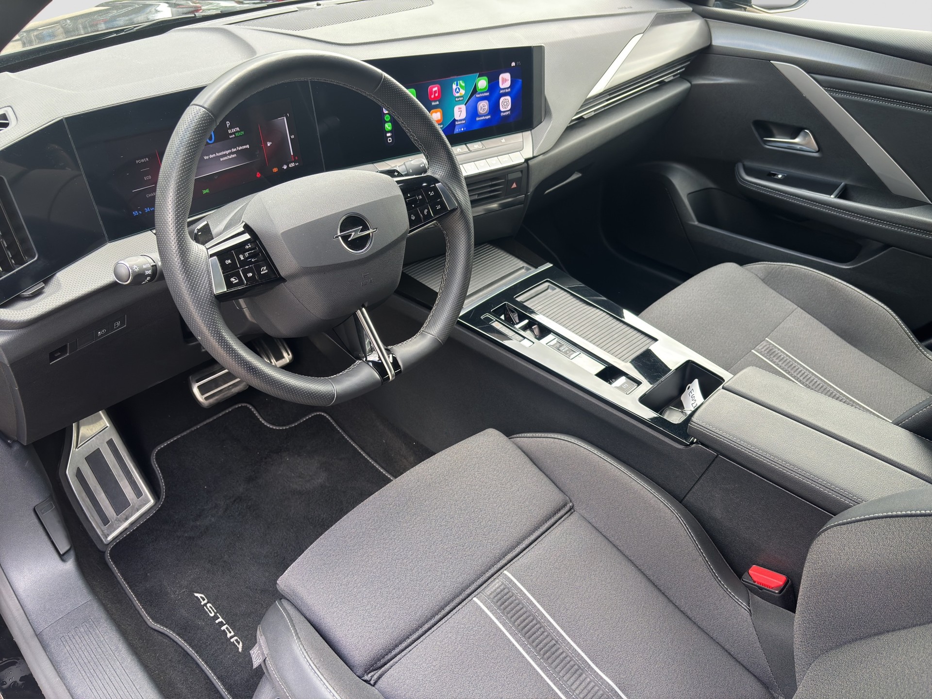 OPEL Astra Sports Tourer 1.6 PHEV Turbo GS A-image-12