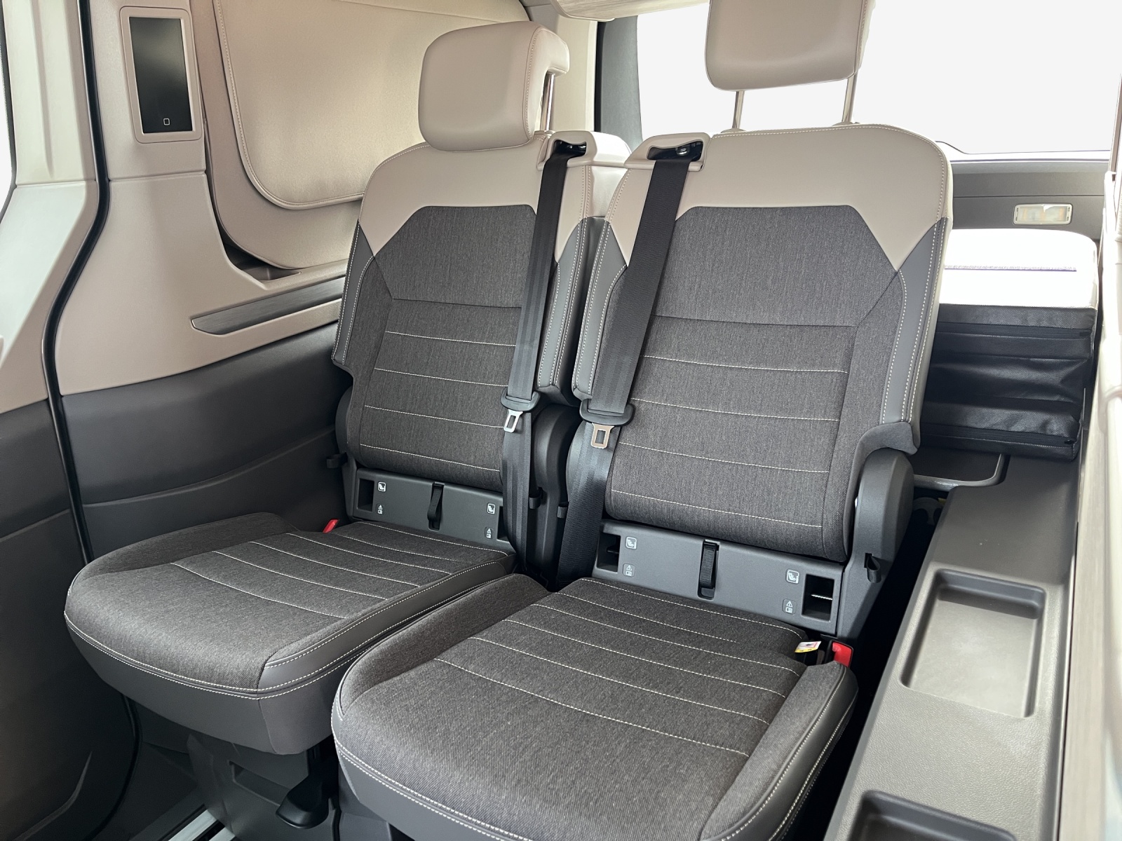 VW California eHybrid Ocean Liberty 4Motion-image-11