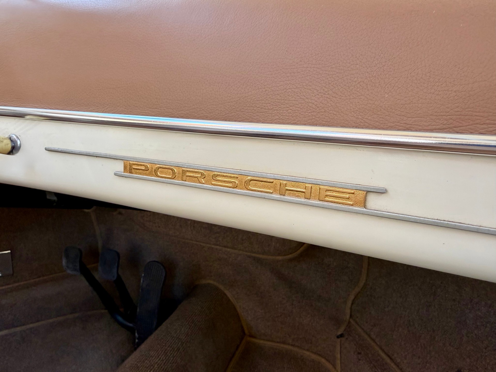 PORSCHE Speedster Replica-image-14