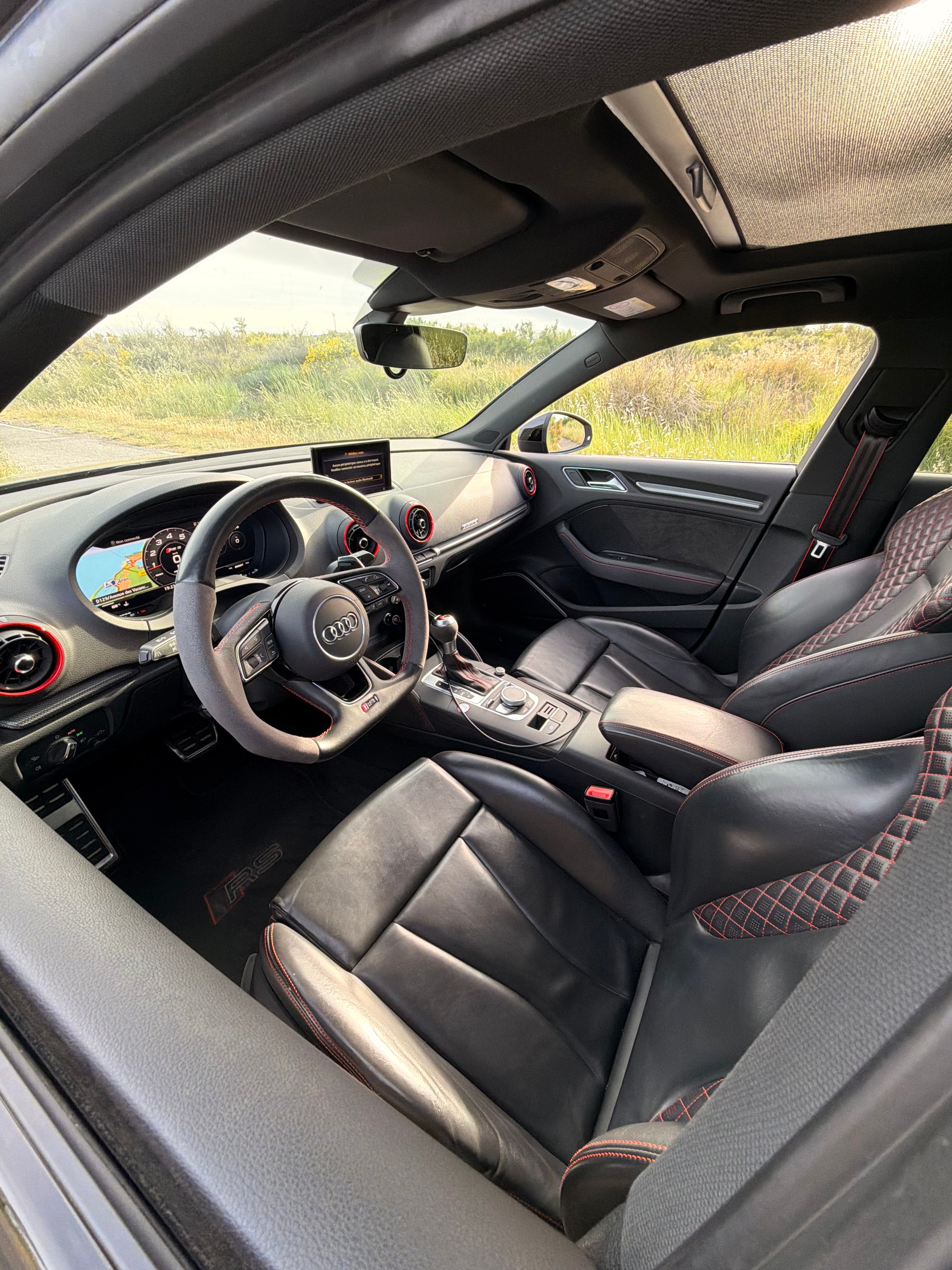 AUDI Rs3 2.5 TFSI quattro S-Tronic-image-4