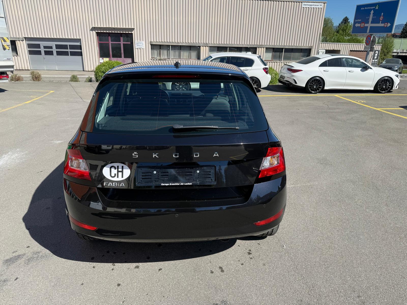 SKODA Fabia 1.0 TSI Ambition DSG-image-2