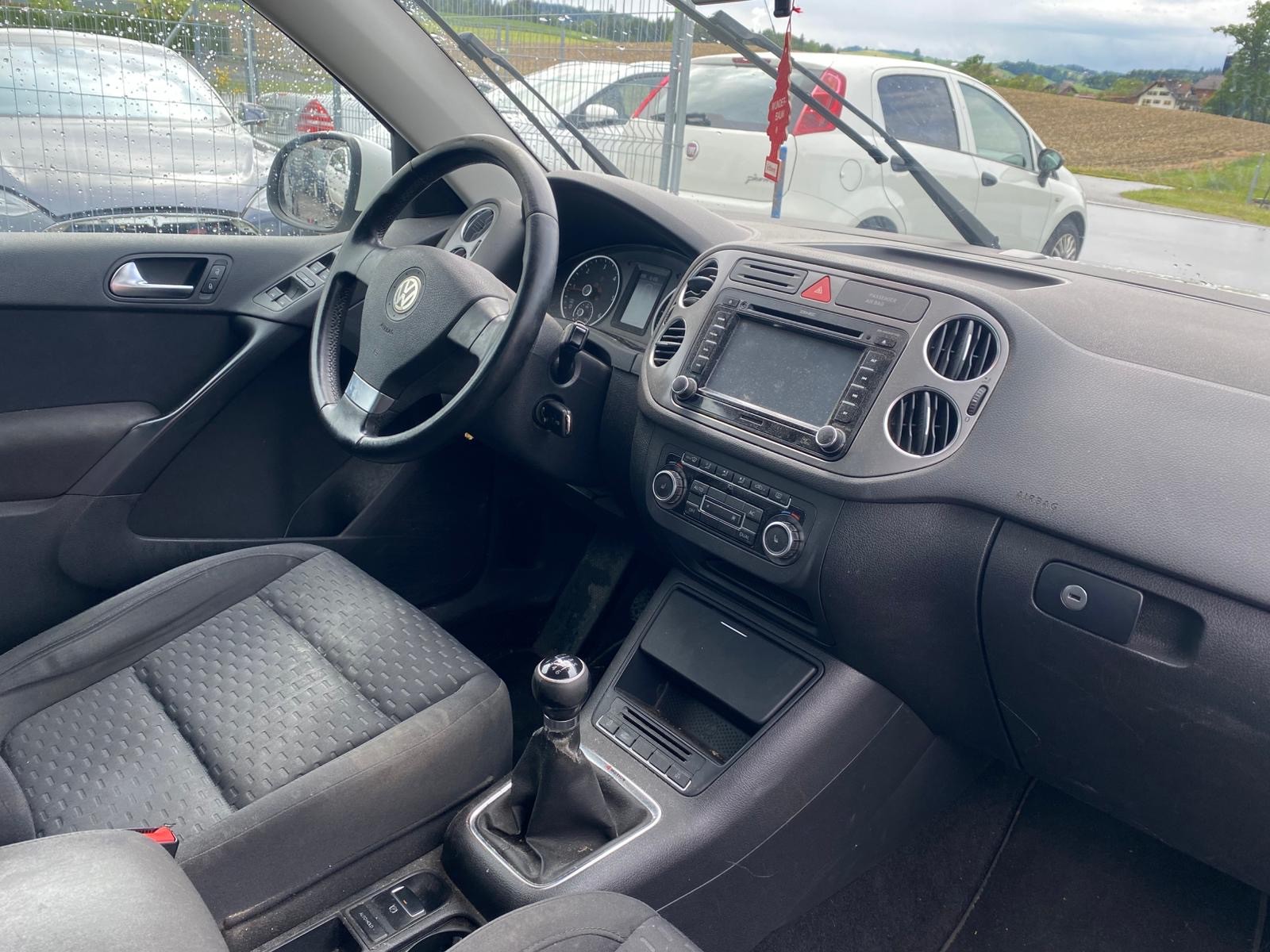 VW Tiguan 2.0 TDI Track&Field-image-11
