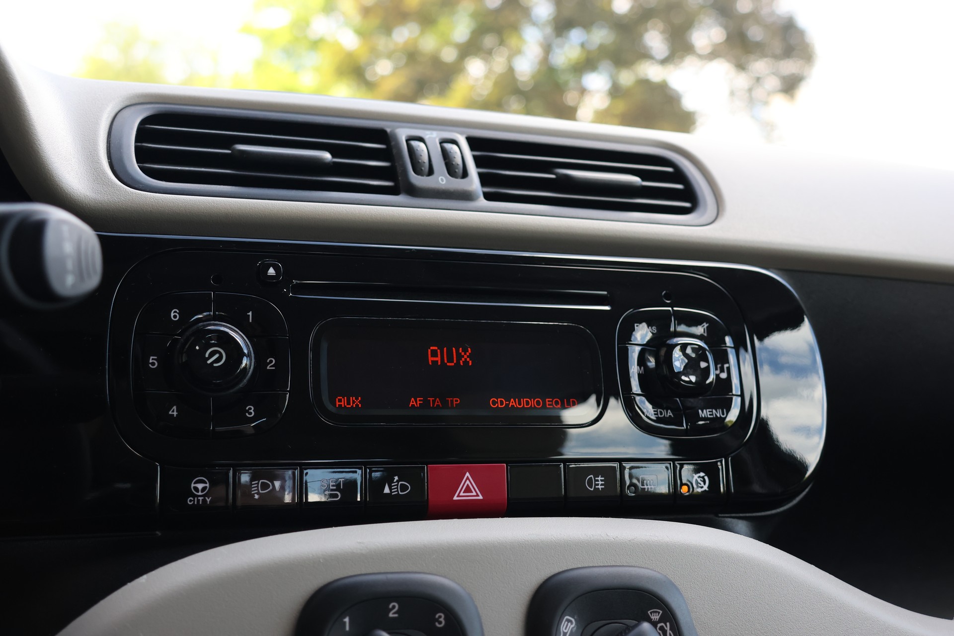 FIAT Panda 0.9 Twinair Turbo Climbing 4x4-image-11