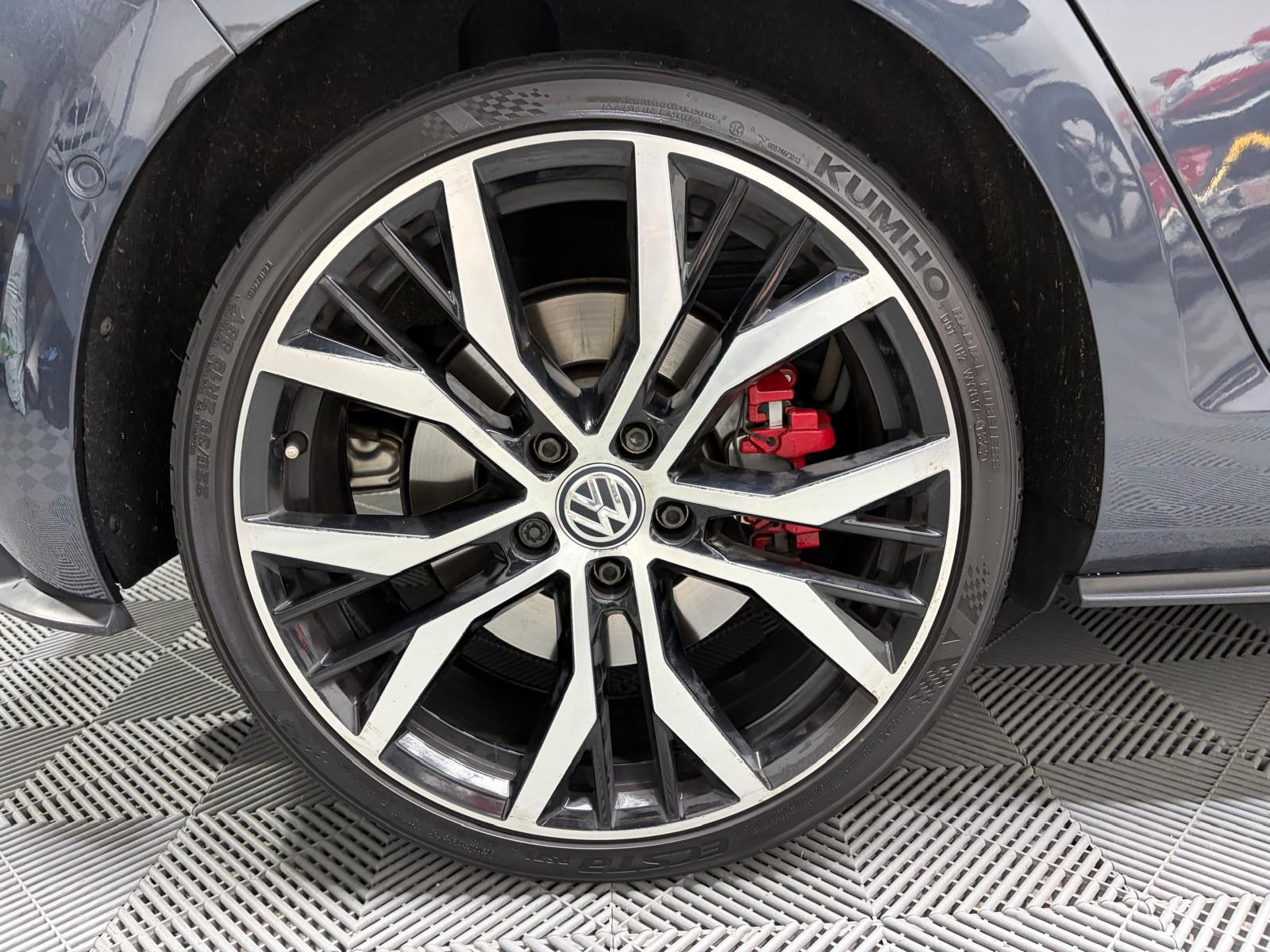 VW Golf 2.0 TSI GTI Performance DSG - ABT 290 CV-image-29