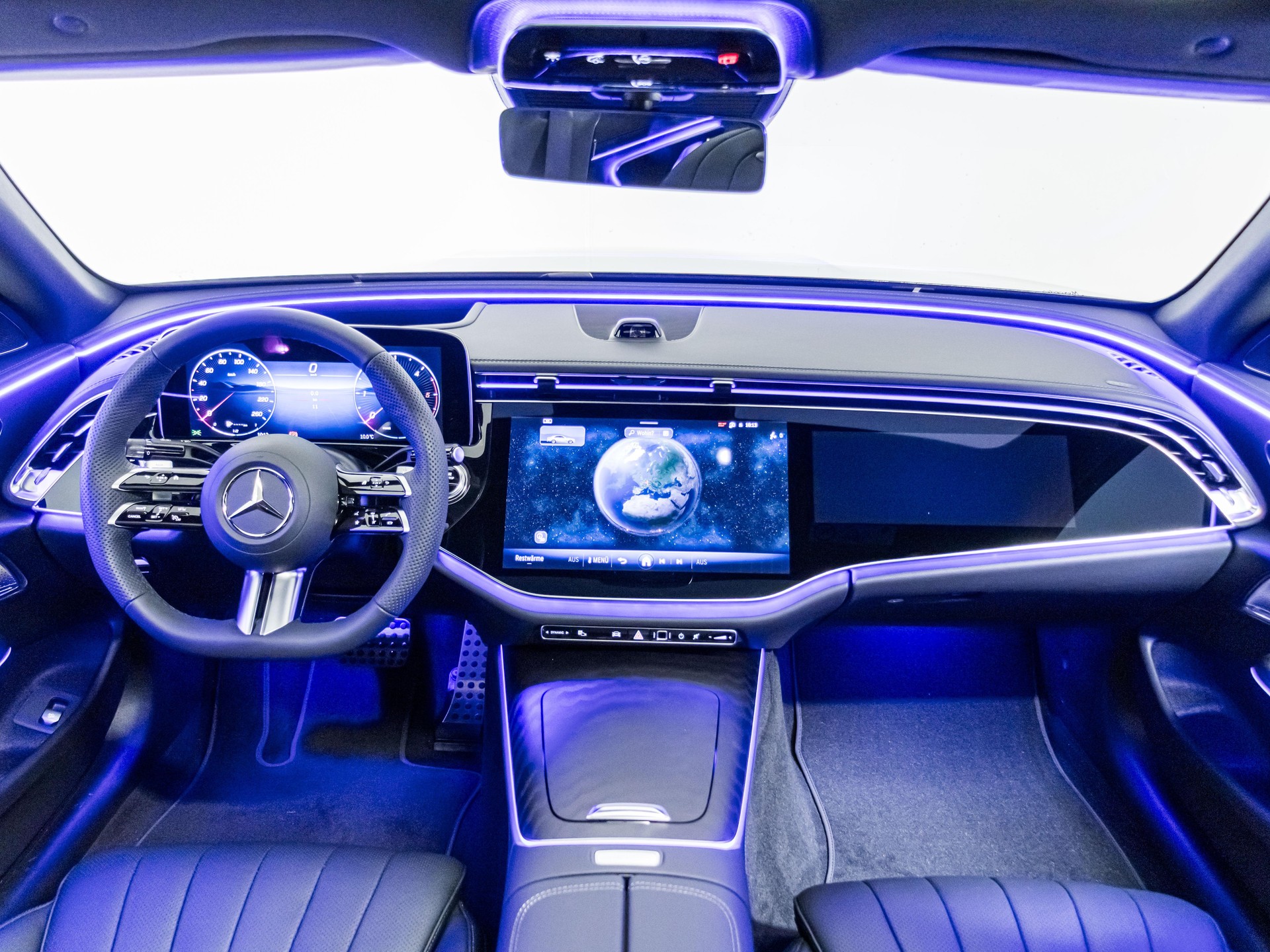 MERCEDES-BENZ E 220 d 4MATIC-image-11