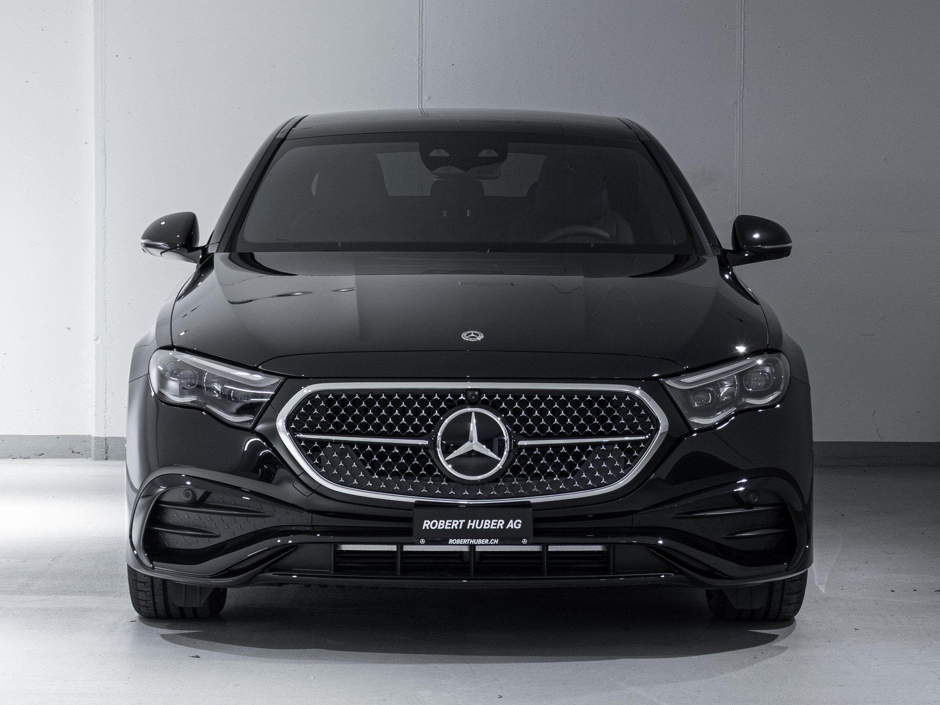 MERCEDES-BENZ E 220 d 4MATIC-image-2