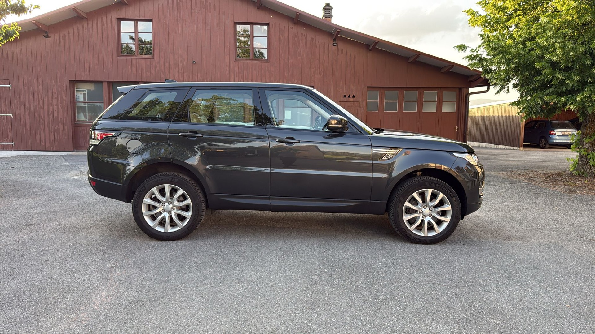 LAND ROVER Range Rover Sport 3.0 SDV6 Autobiogr. Dynamic Aut.-image-2