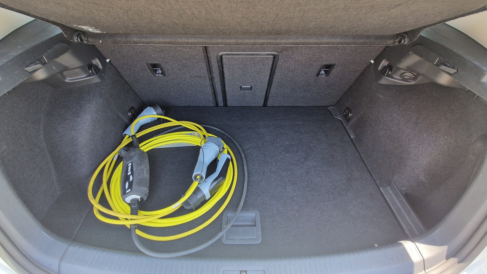 VW e-Golf-image-15