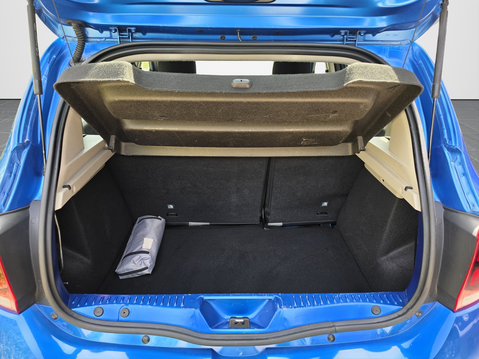 DACIA Sandero Tce 90 Stepway Lauréate Automatic-image-10