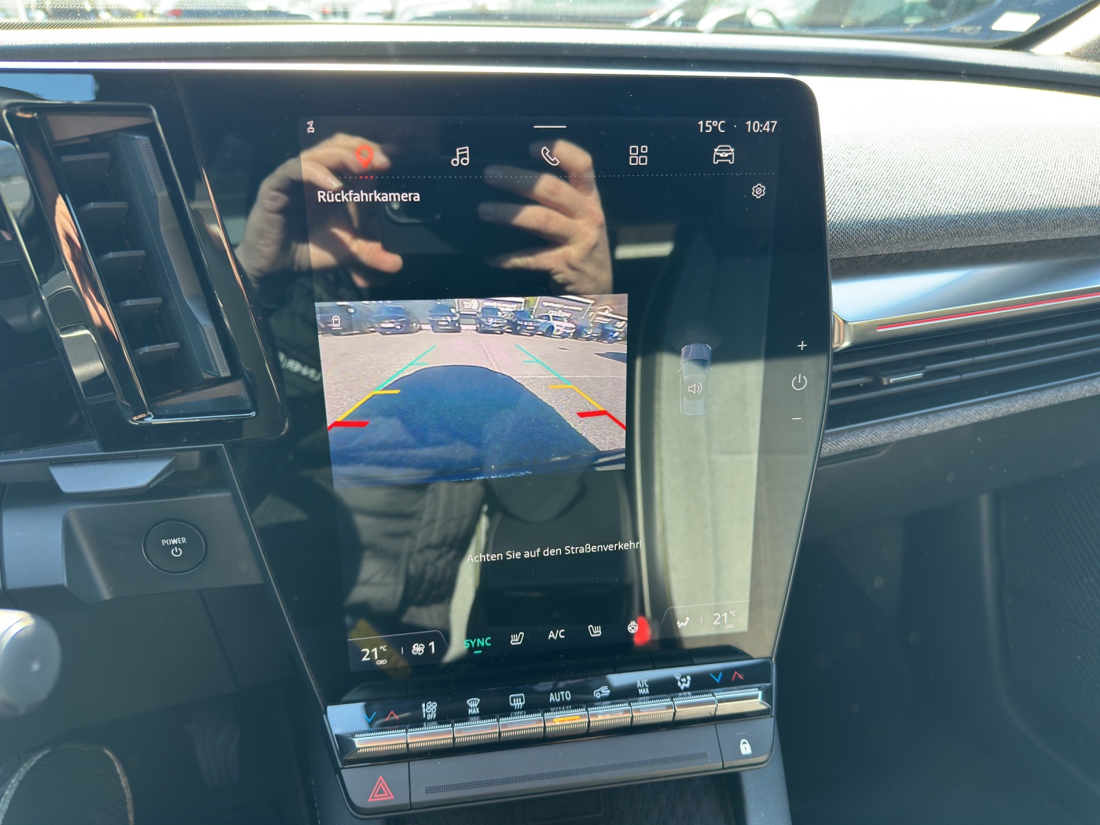 RENAULT Mégane E-TECH EV60 Techno-image-16