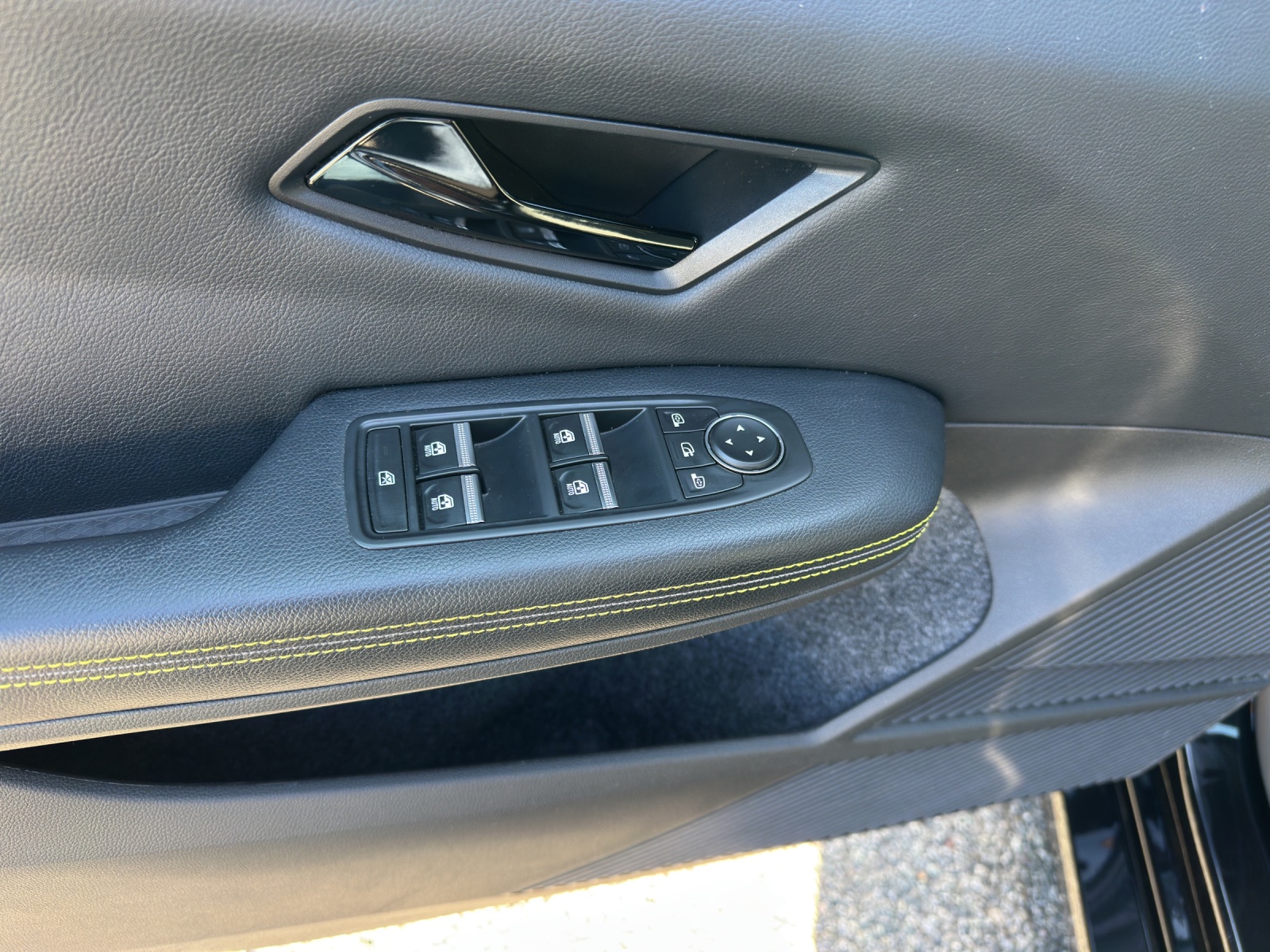 RENAULT Mégane E-TECH EV60 Techno-image-15