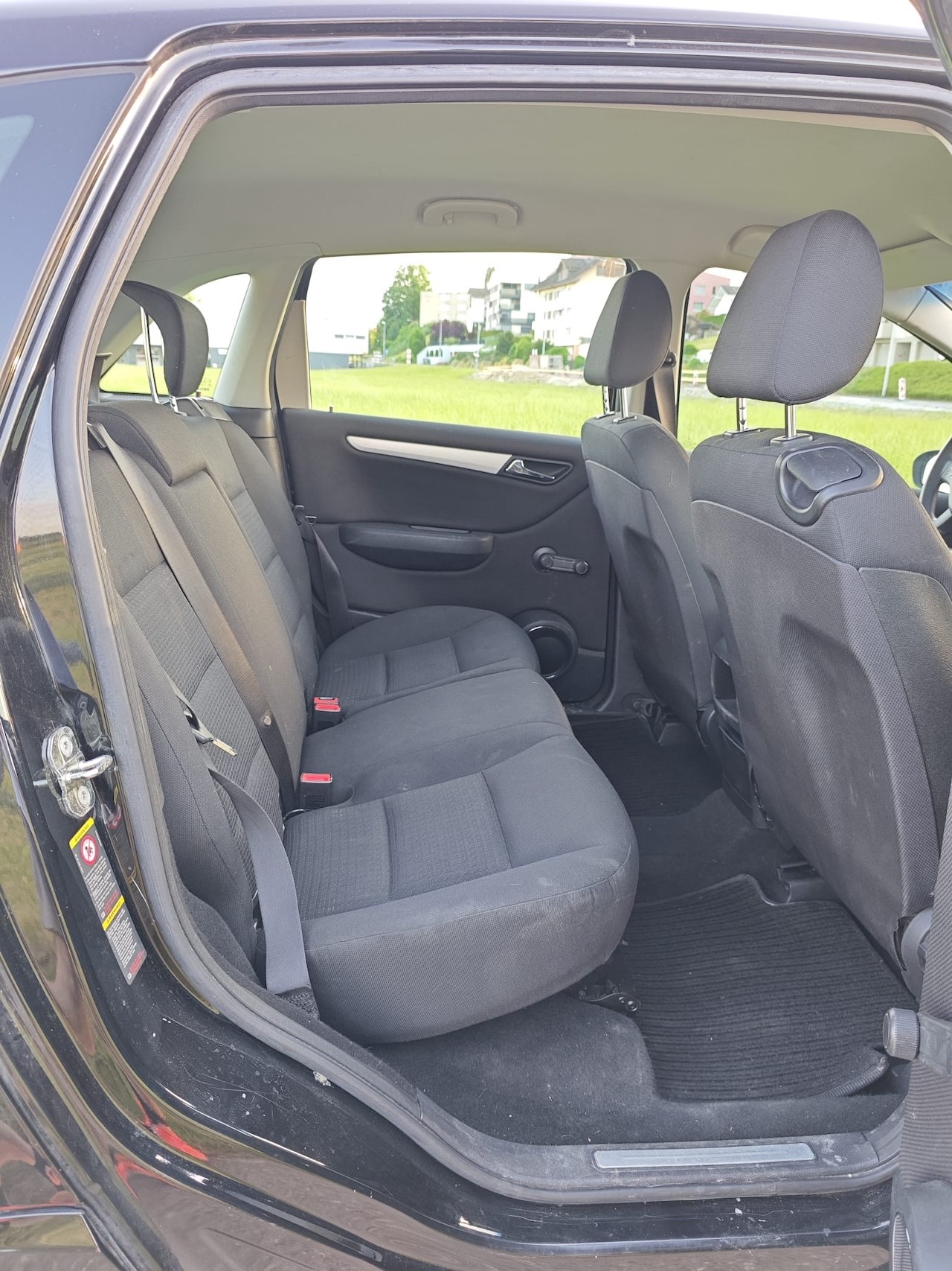 MERCEDES-BENZ B 150-image-18