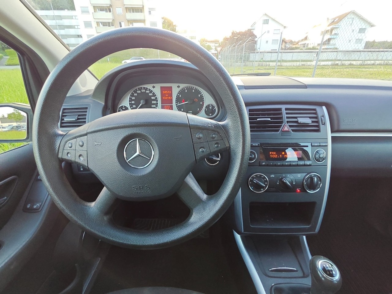 MERCEDES-BENZ B 150-image-13
