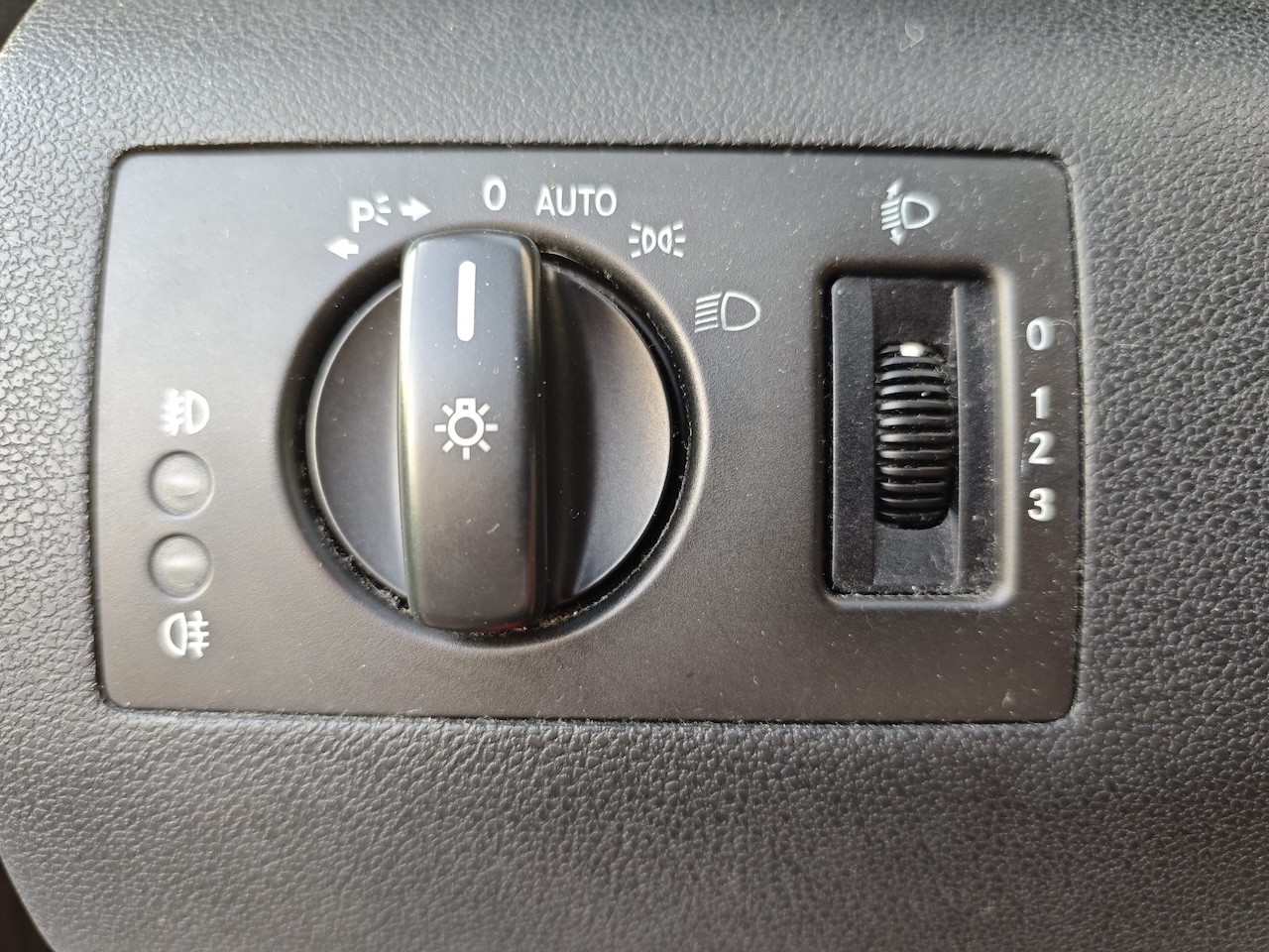 MERCEDES-BENZ B 150-image-16