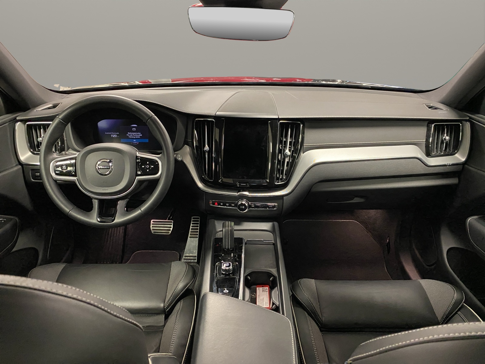VOLVO XC60 2.0 B5 MH R-Design-image-11