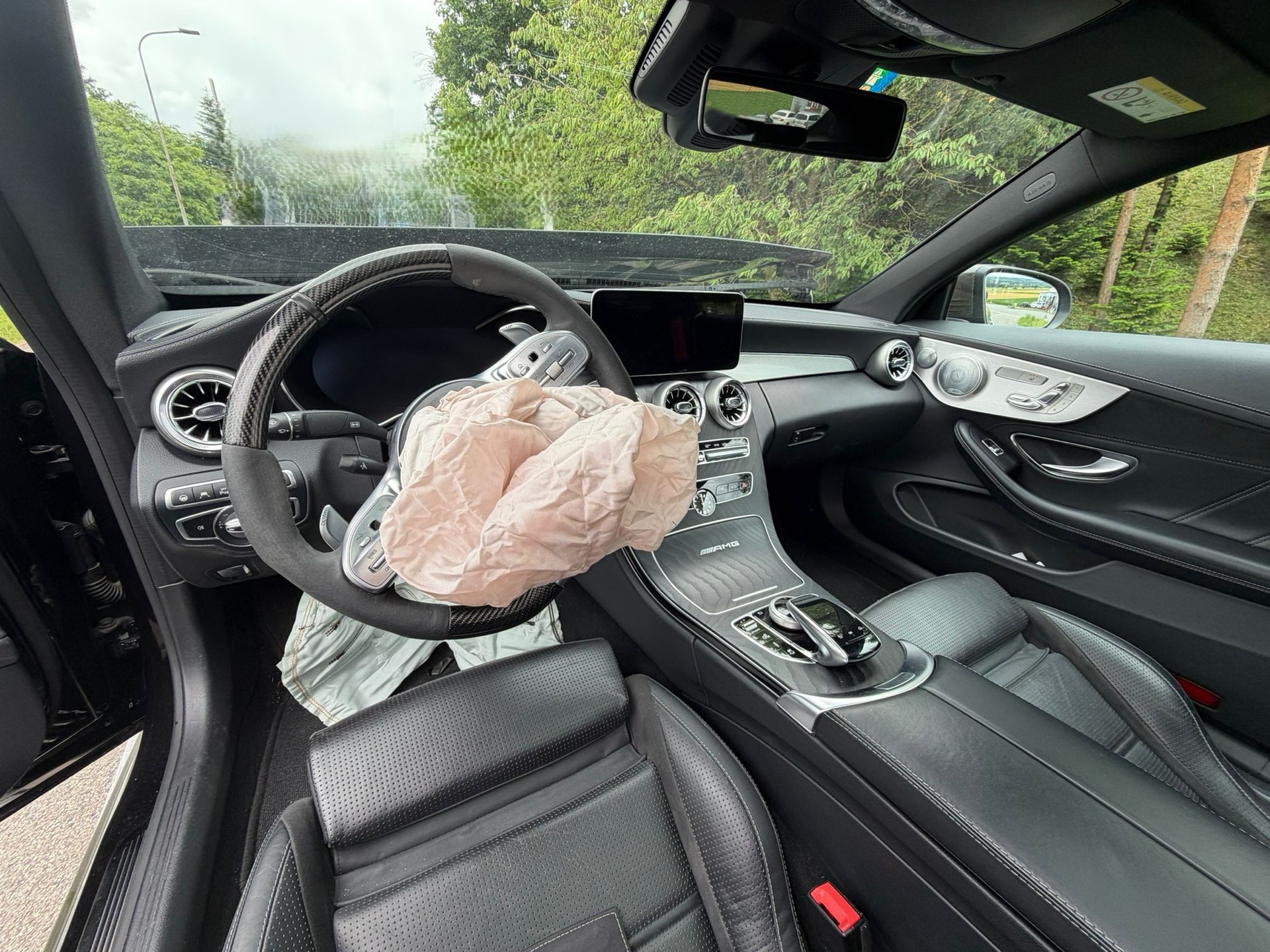 MERCEDES-BENZ C 63 S AMG 9G-tronic-image-6