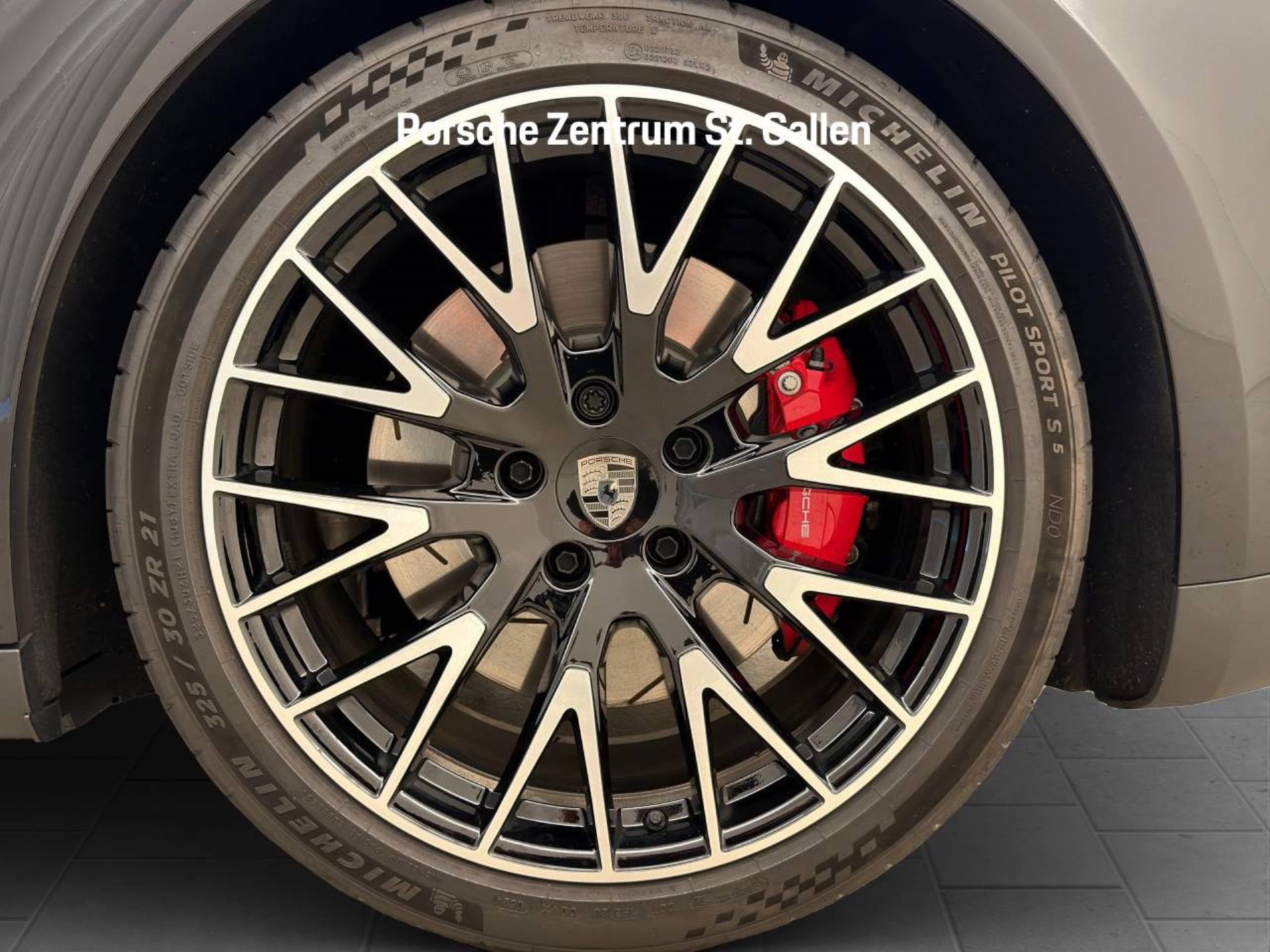 PORSCHE Panamera Turbo E-Hybrid-image-11